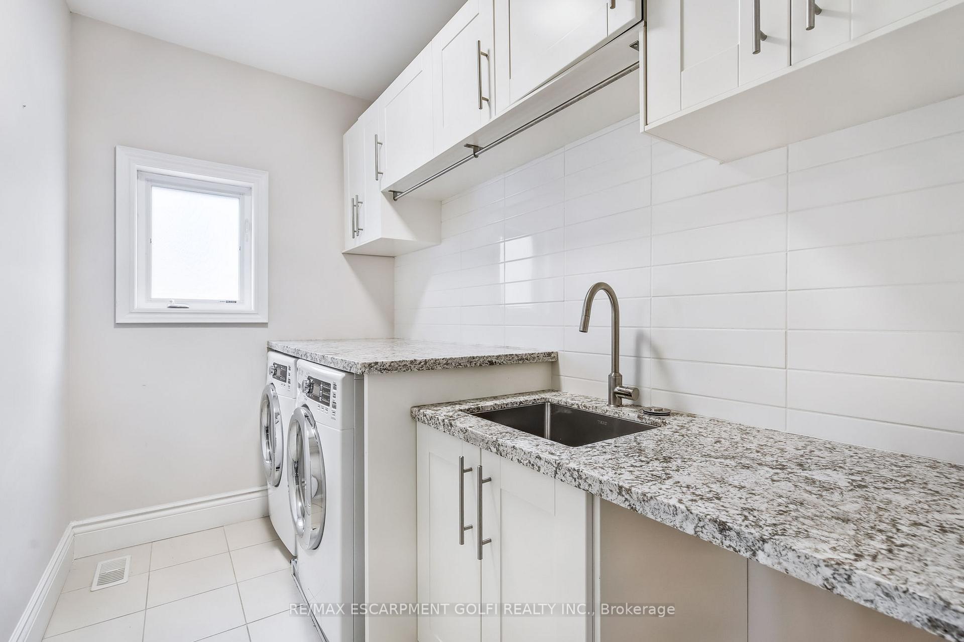Photo 37 of 168 Bookjans Drive, Hamilton, Meadowlands — HOMEH