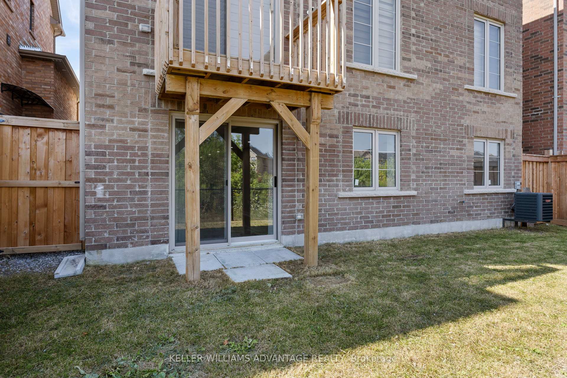 Photo 2 of Unit Bsmt, 41 Hawtrey Road, Brampton, Northwest Brampton — HOMEH