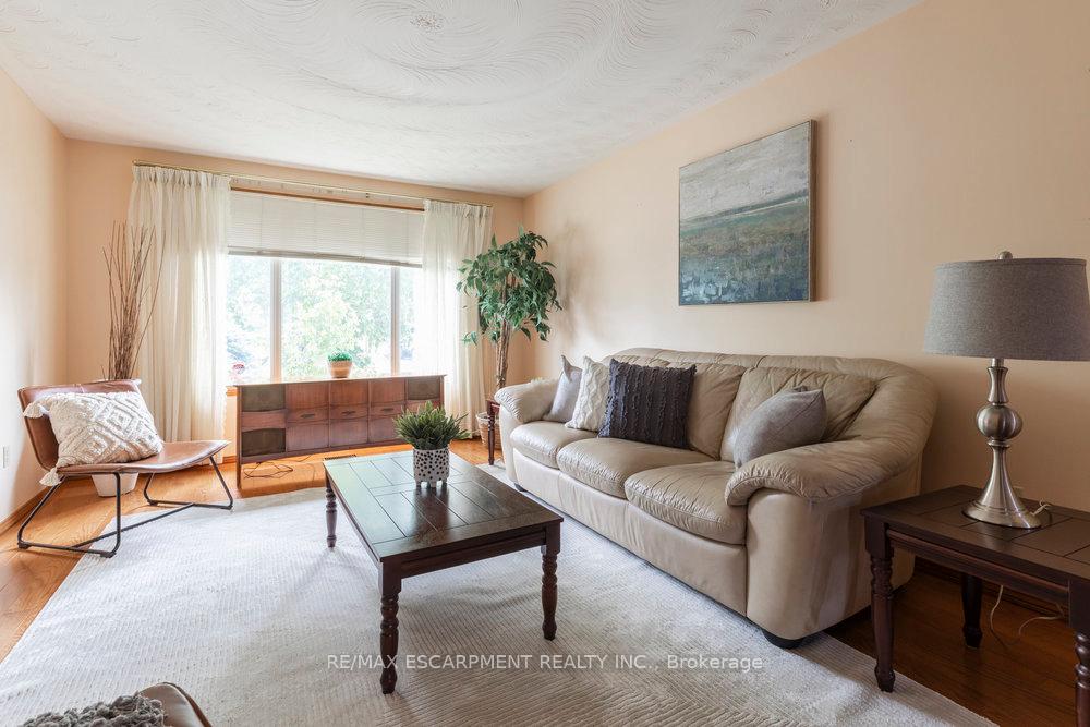 Photo 6 of 87 Strawberry Drive, Hamilton, Riverdale — HOMEH