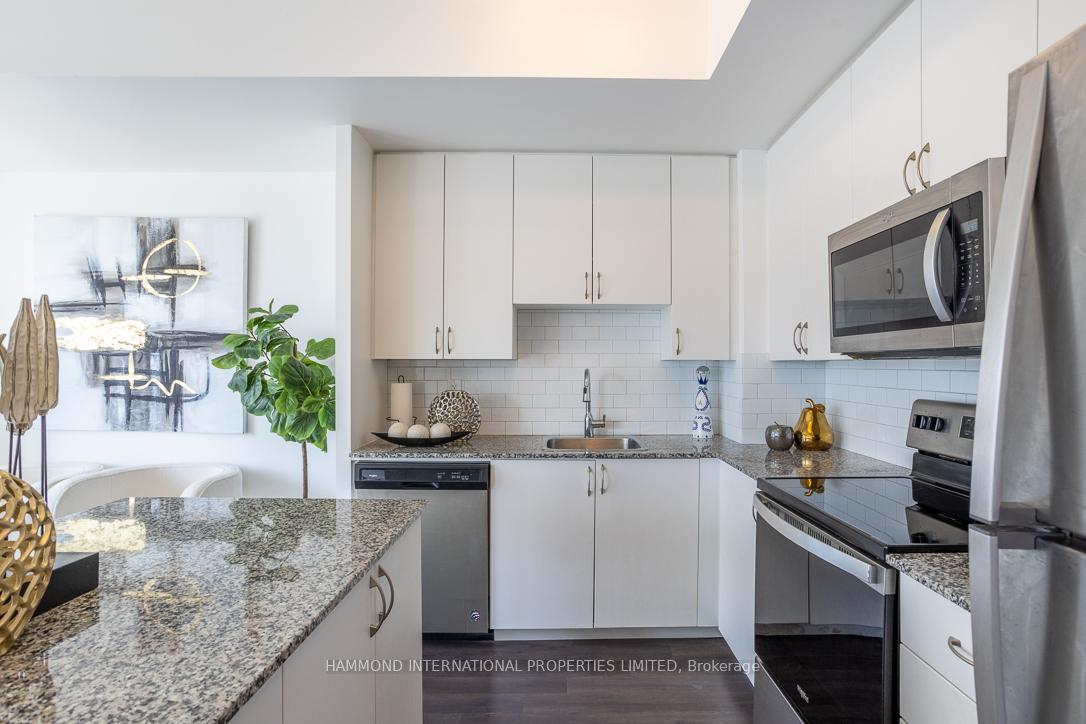 Photo 4 of Unit B903, 5279 Highway 7, Vaughan, Vaughan Grove — HOMEH