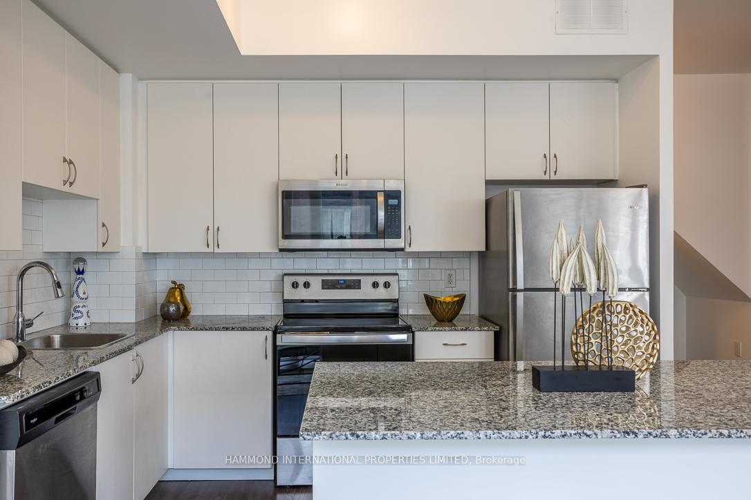 Photo 5 of Unit B903, 5279 Highway 7, Vaughan, Vaughan Grove — HOMEH