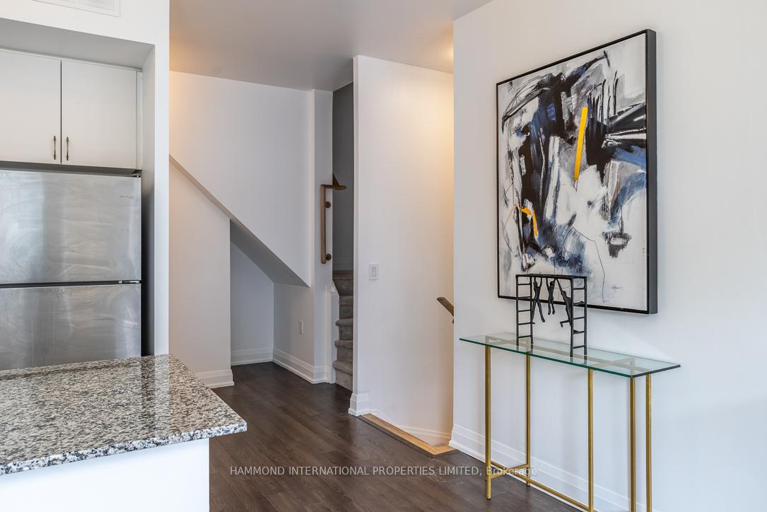 Photo 12 of Unit B903, 5279 Highway 7, Vaughan, Vaughan Grove — HOMEH