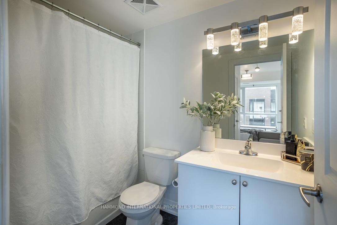 Photo 18 of Unit B903, 5279 Highway 7, Vaughan, Vaughan Grove — HOMEH