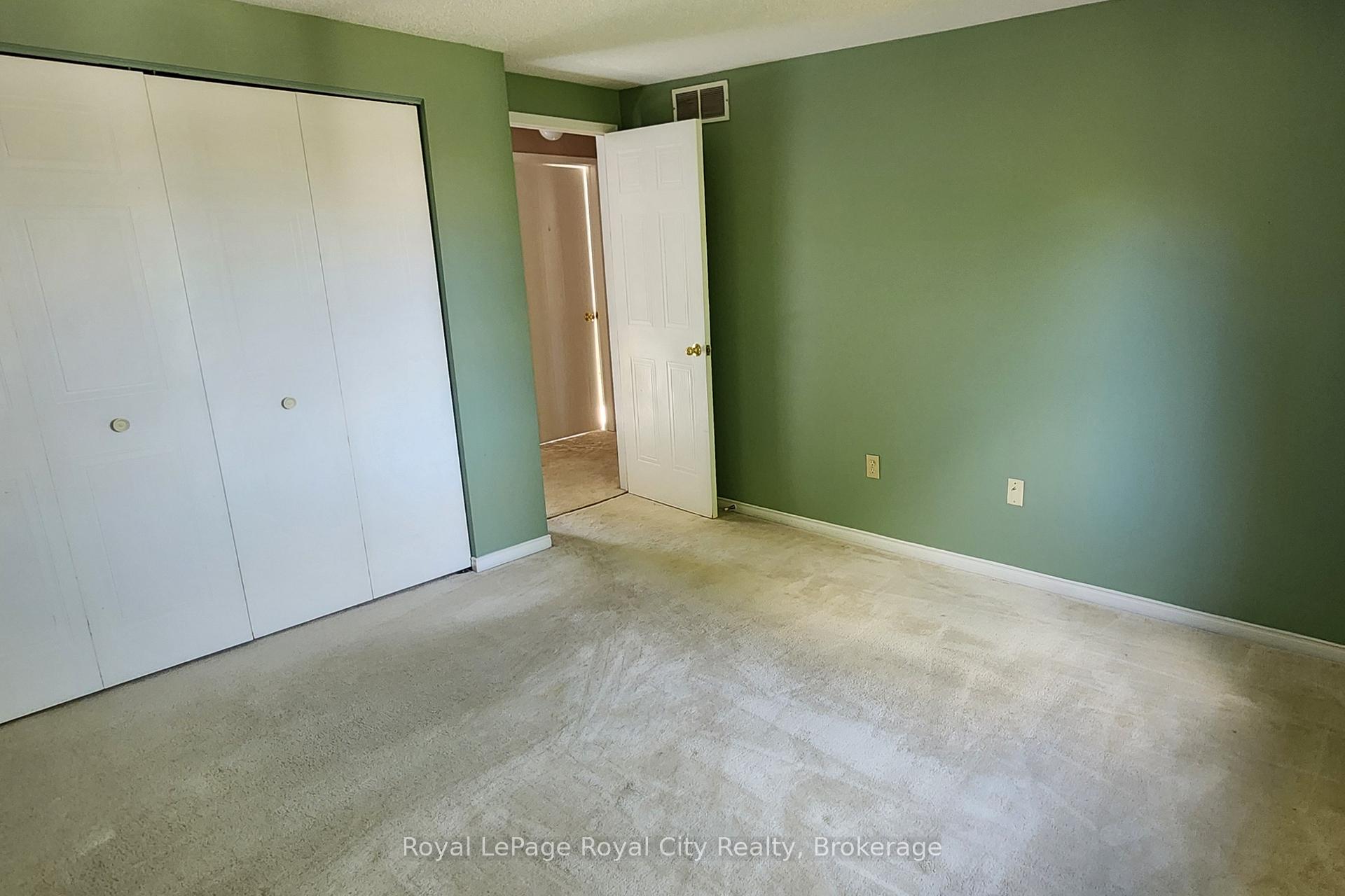 Photo 13 of 11 Rodgers Road, Guelph, Kortright West — HOMEH
