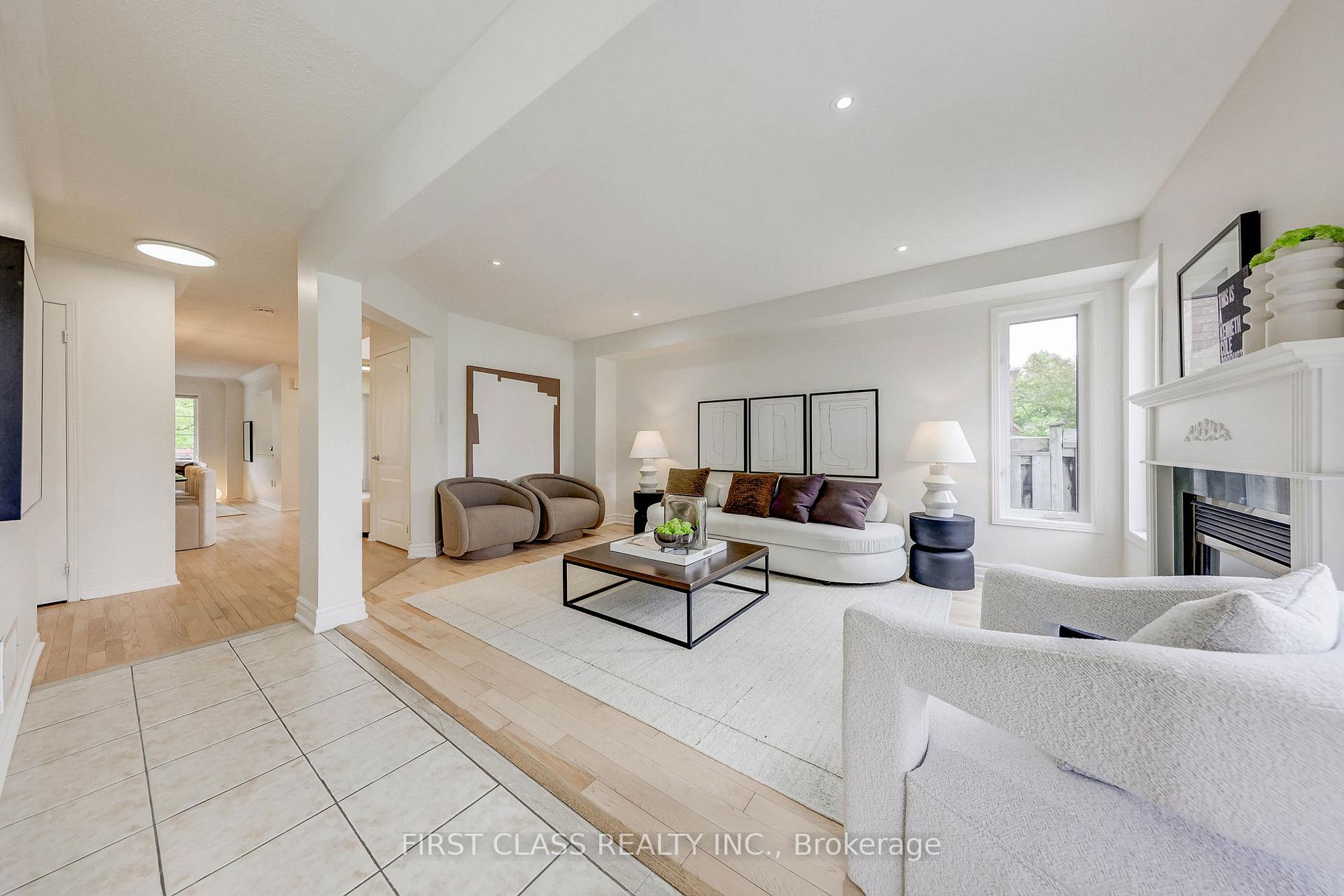 Photo 11 of 47 Lauraview Crescent, Markham, Berczy — HOMEH
