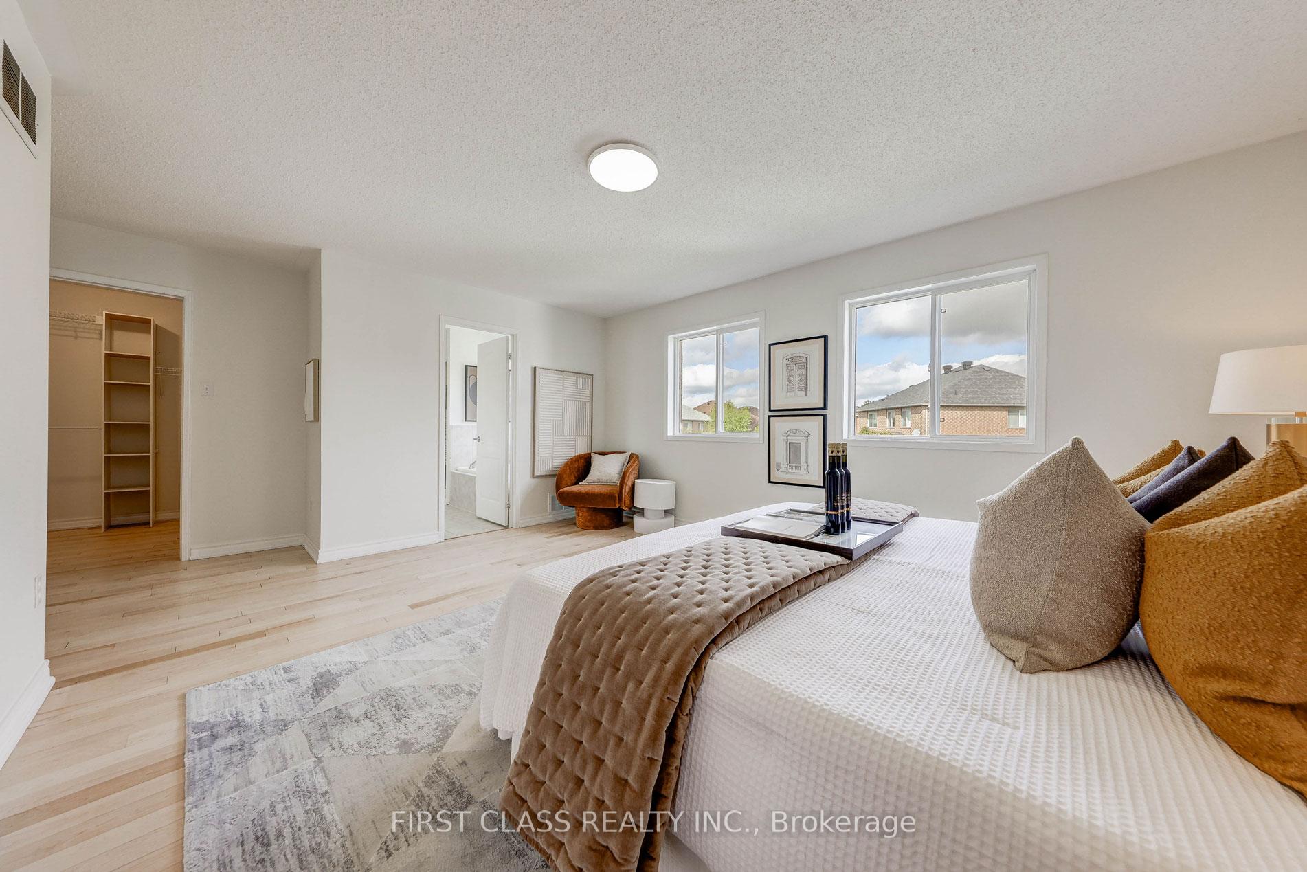 Photo 18 of 47 Lauraview Crescent, Markham, Berczy — HOMEH