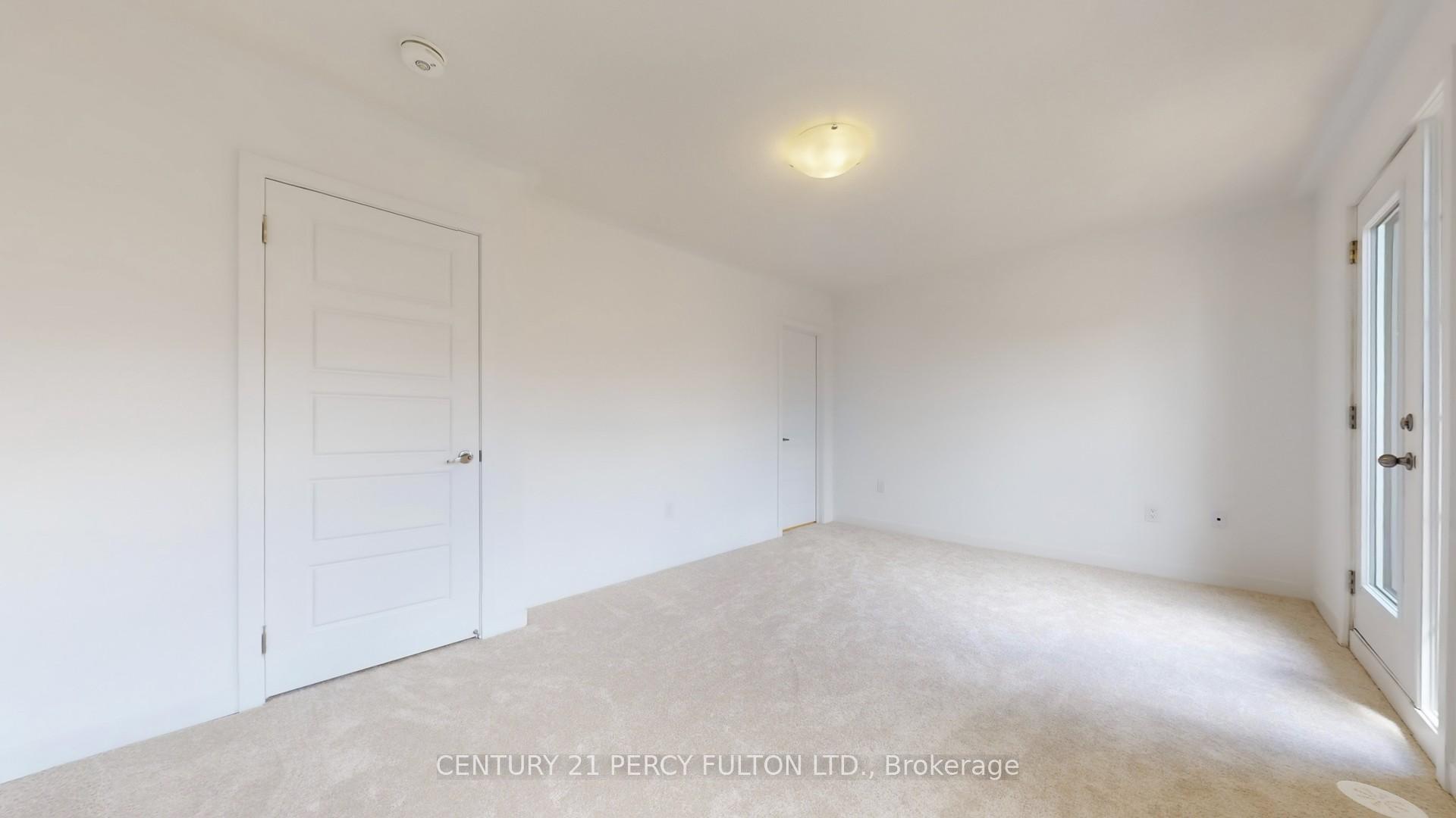 Photo 32 of 29 Calloway Way, Whitby, Downtown Whitby — HOMEH