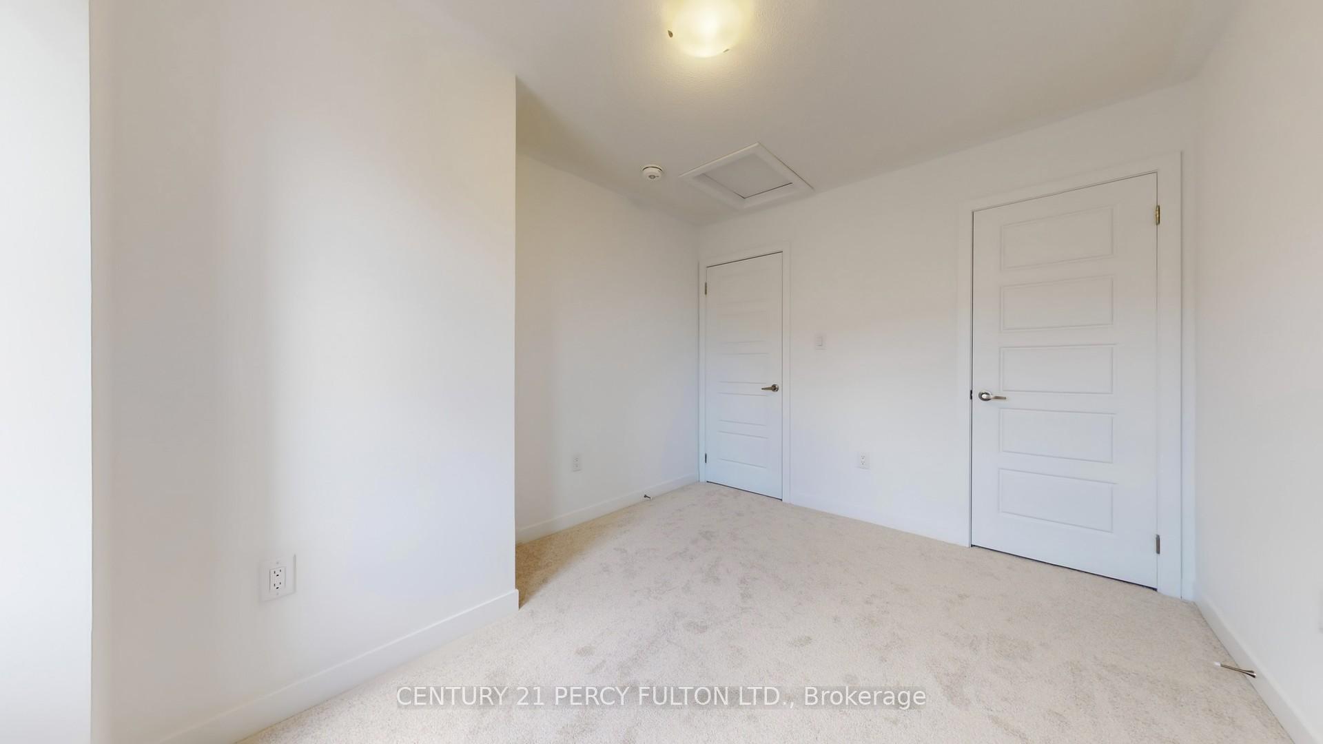 Photo 37 of 29 Calloway Way, Whitby, Downtown Whitby — HOMEH