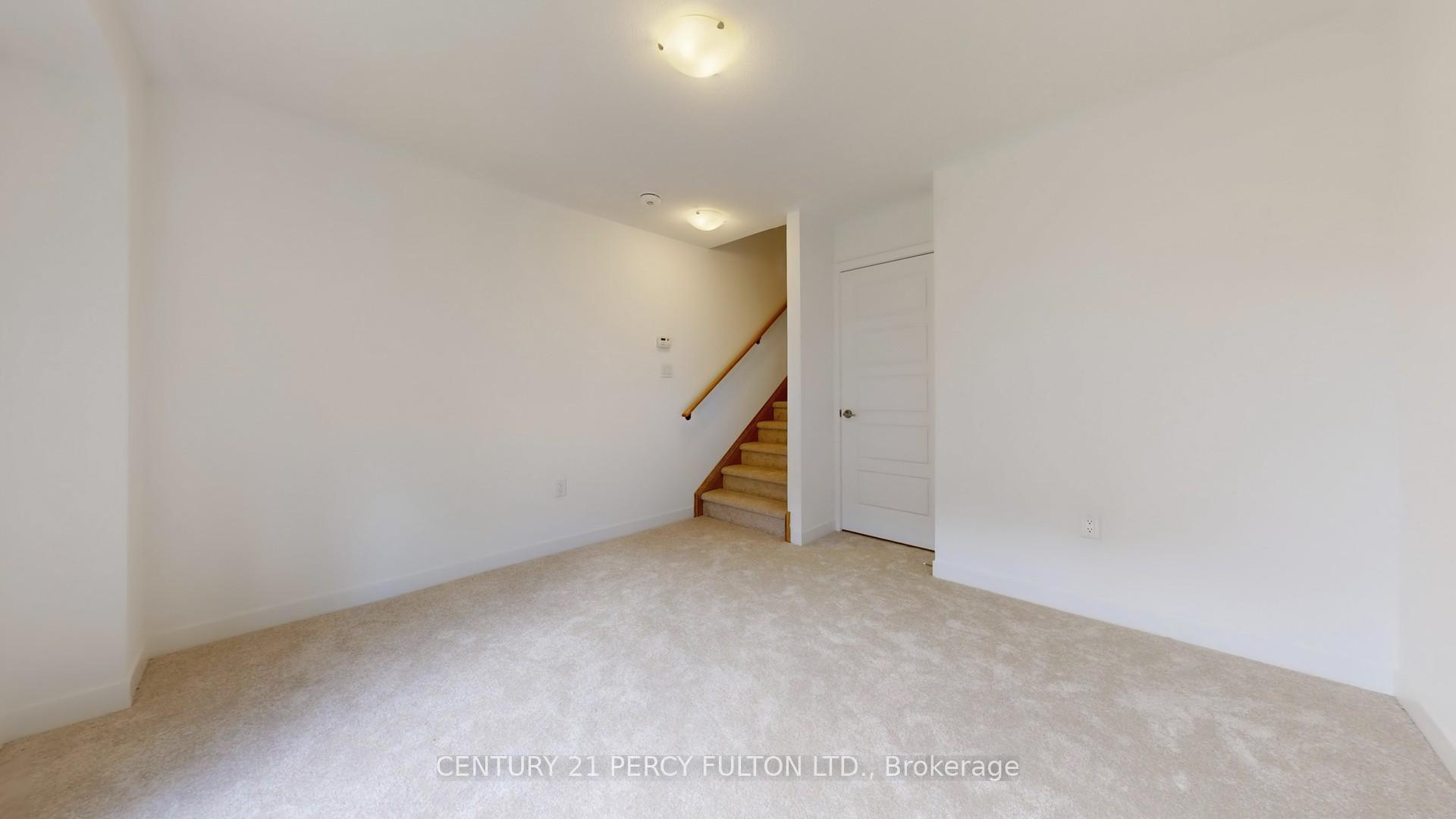 Photo 58 of 29 Calloway Way, Whitby, Downtown Whitby — HOMEH