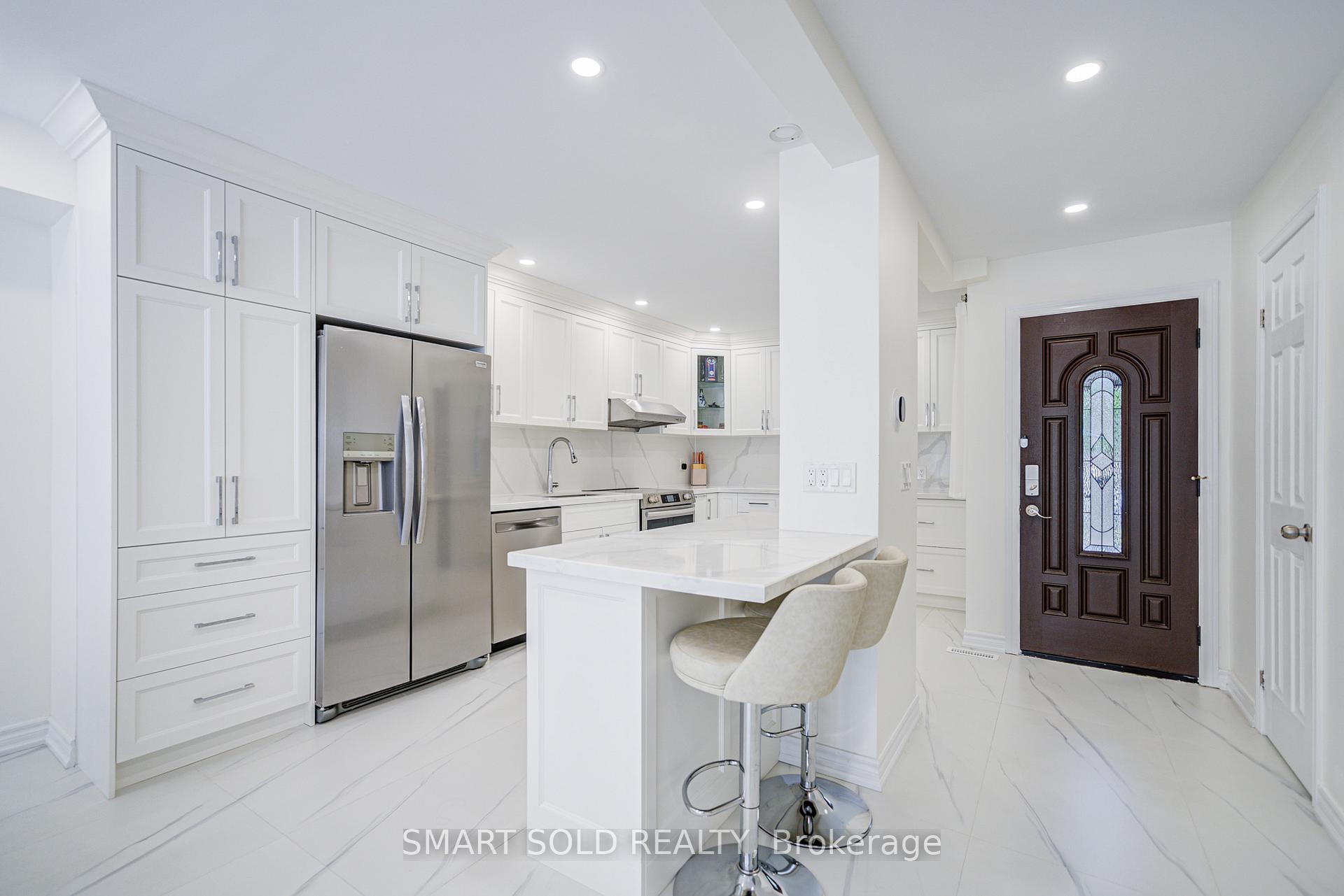 Photo 34 of 81 Rakewood Crescent, Scarborough, L'Amoreaux — HOMEH