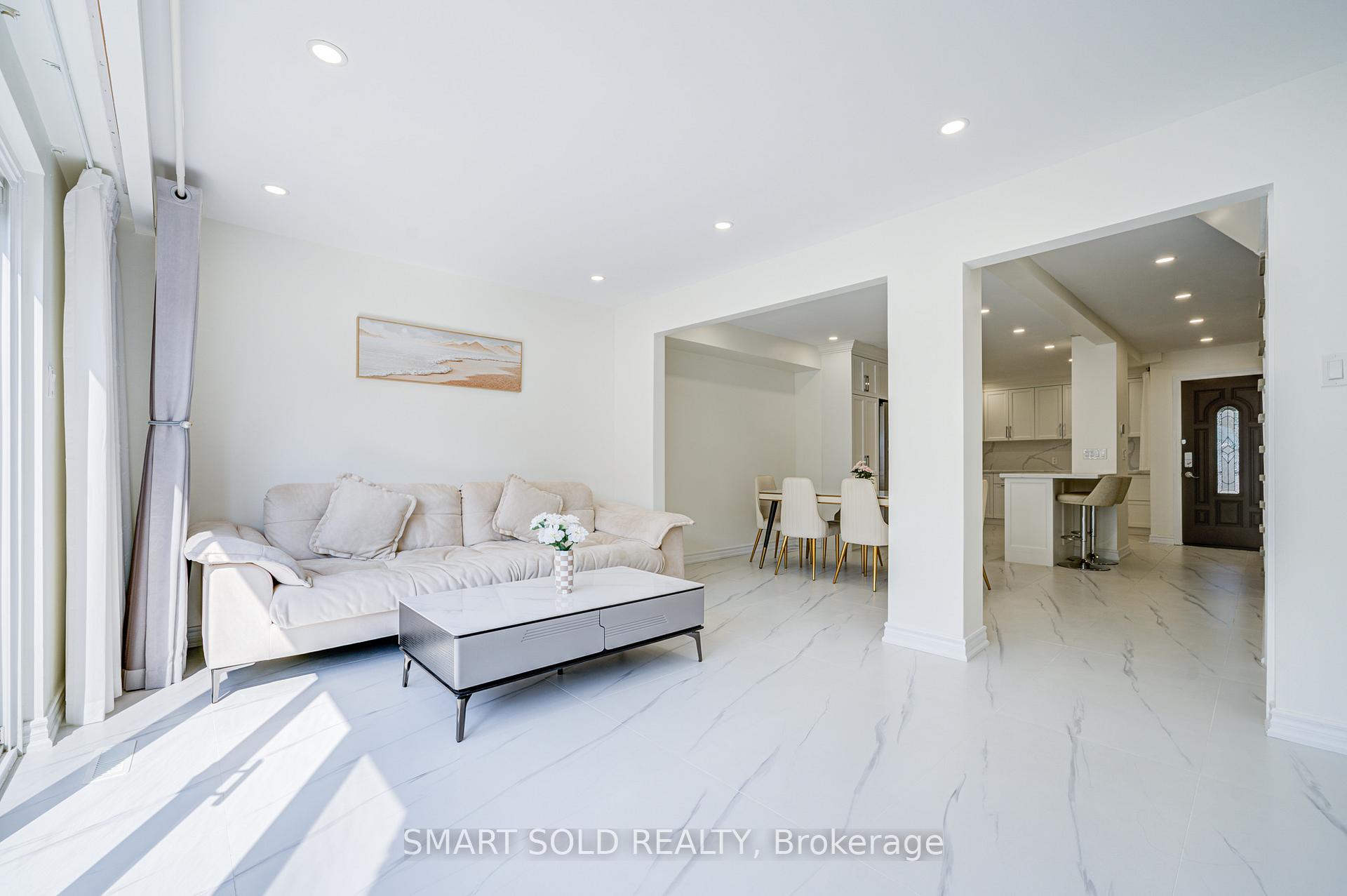 Photo 38 of 81 Rakewood Crescent, Scarborough, L'Amoreaux — HOMEH