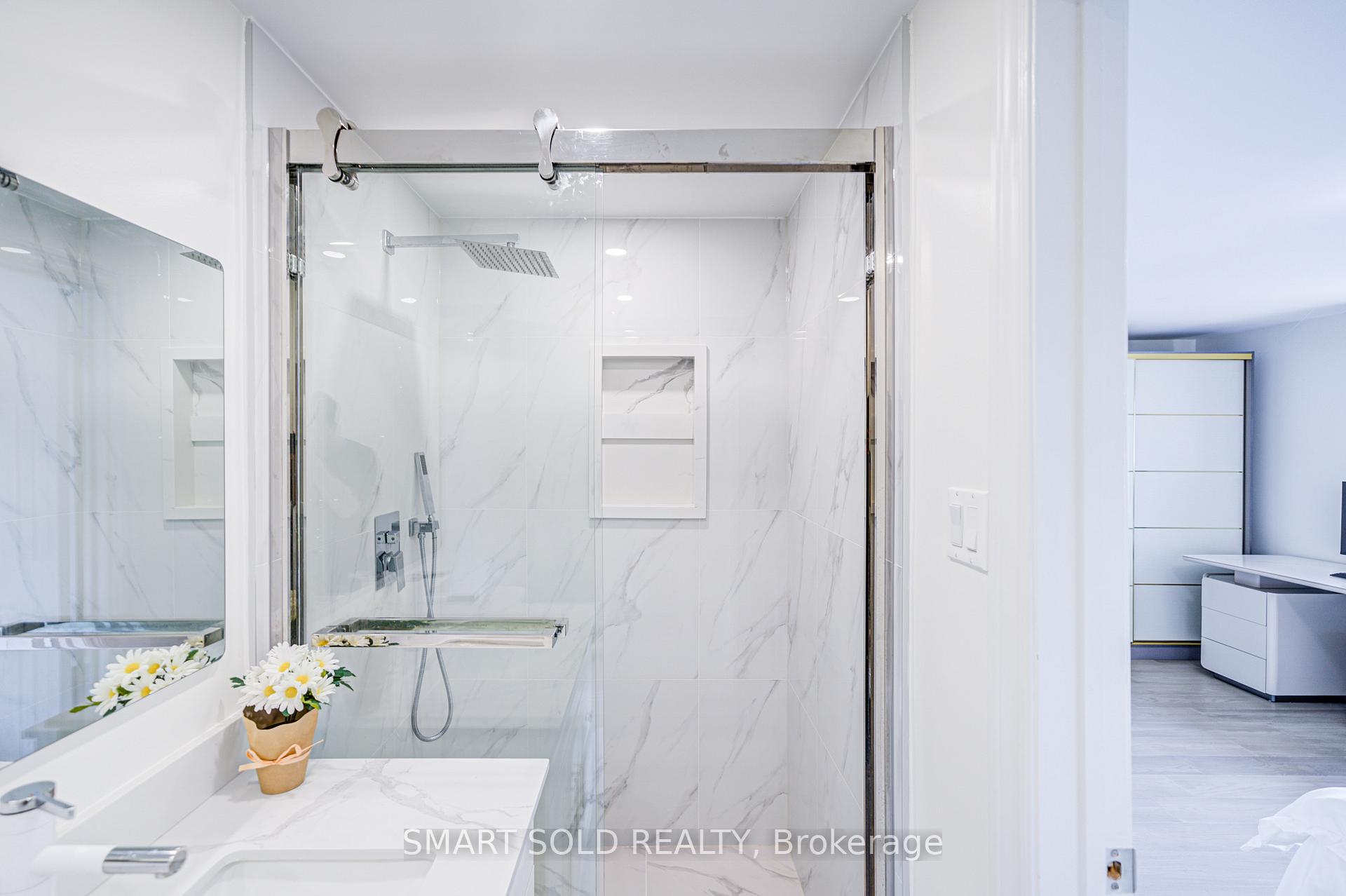 Photo 80 of 81 Rakewood Crescent, Scarborough, L'Amoreaux — HOMEH