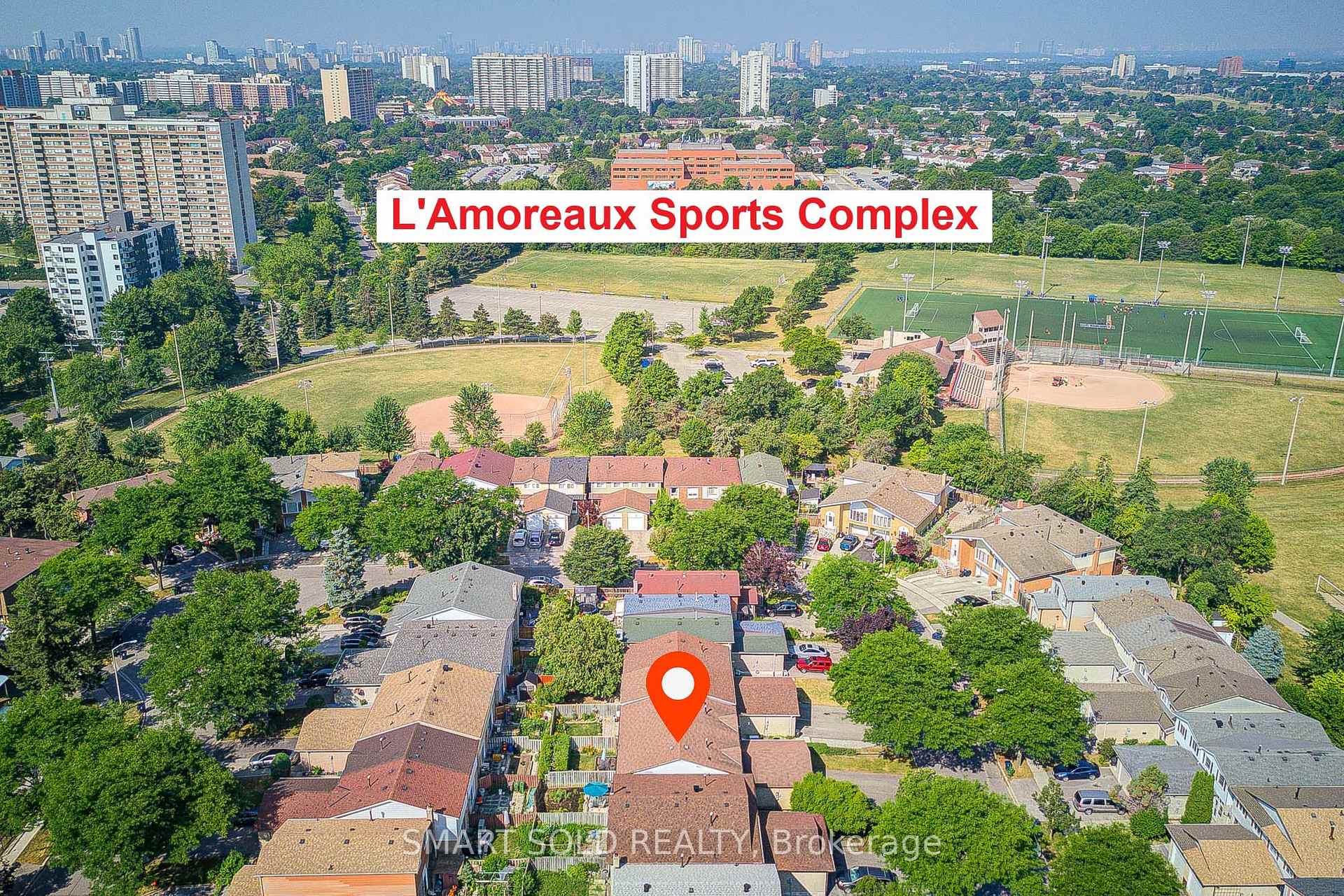 Photo 8 of 81 Rakewood Crescent, Scarborough, L'Amoreaux — HOMEH
