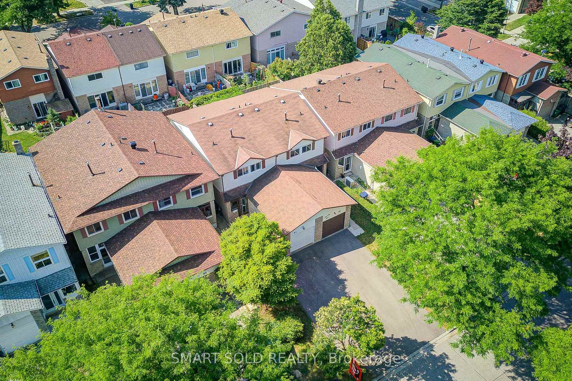 Photo 9 of 81 Rakewood Crescent, Scarborough, L'Amoreaux — HOMEH