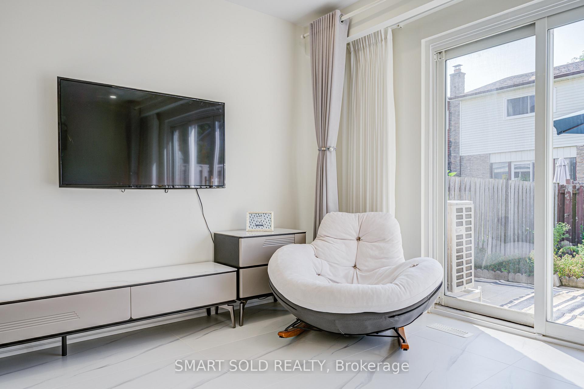 Photo 41 of 81 Rakewood Crescent, Scarborough, L'Amoreaux — HOMEH