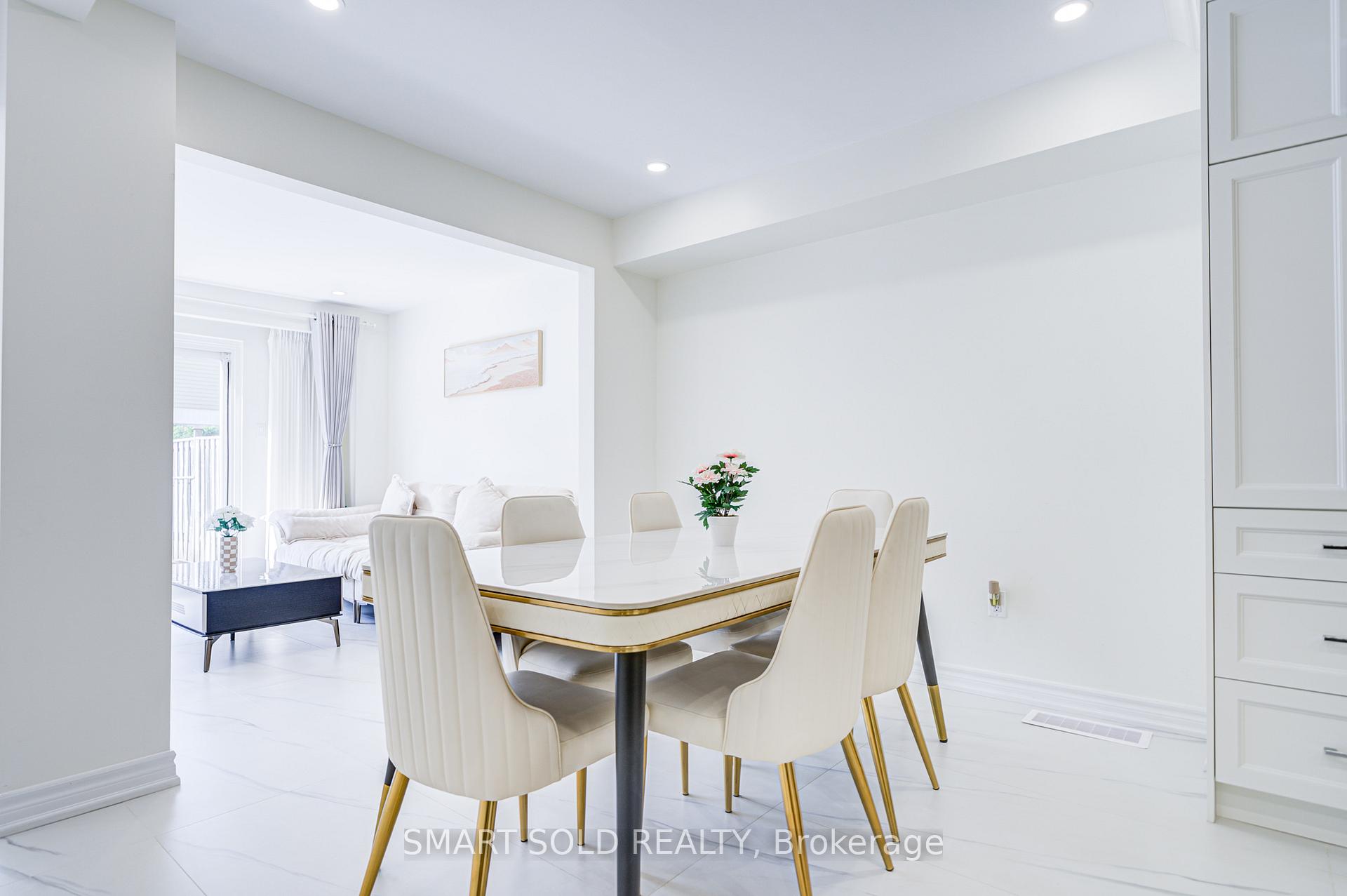 Photo 44 of 81 Rakewood Crescent, Scarborough, L'Amoreaux — HOMEH