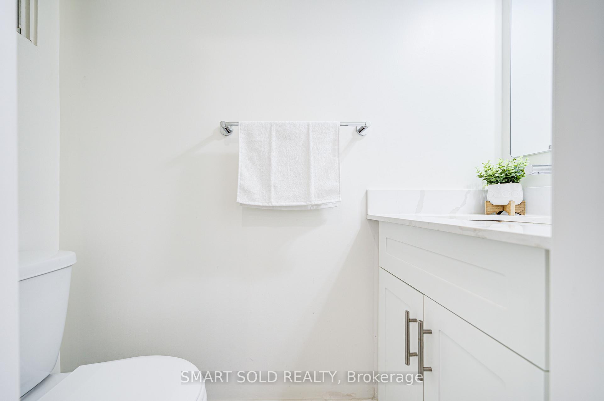 Photo 46 of 81 Rakewood Crescent, Scarborough, L'Amoreaux — HOMEH