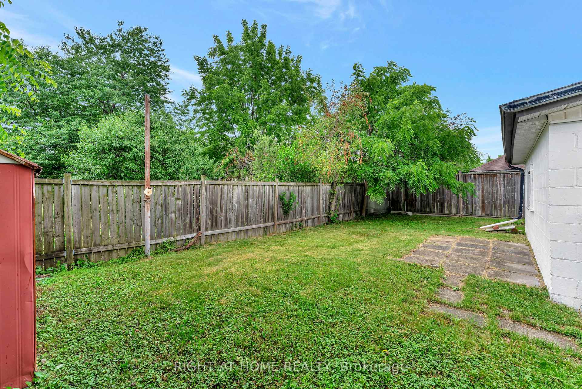 Photo 23 of 462 Upper Wellington Street, Hamilton, Centremount — HOMEH
