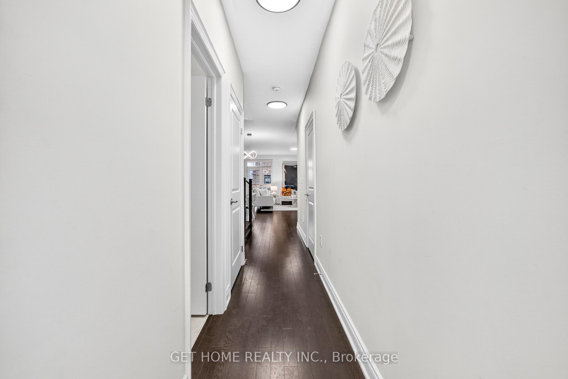 Photo 8 of 1 Fordham Road, Brampton, Bram West — HOMEH