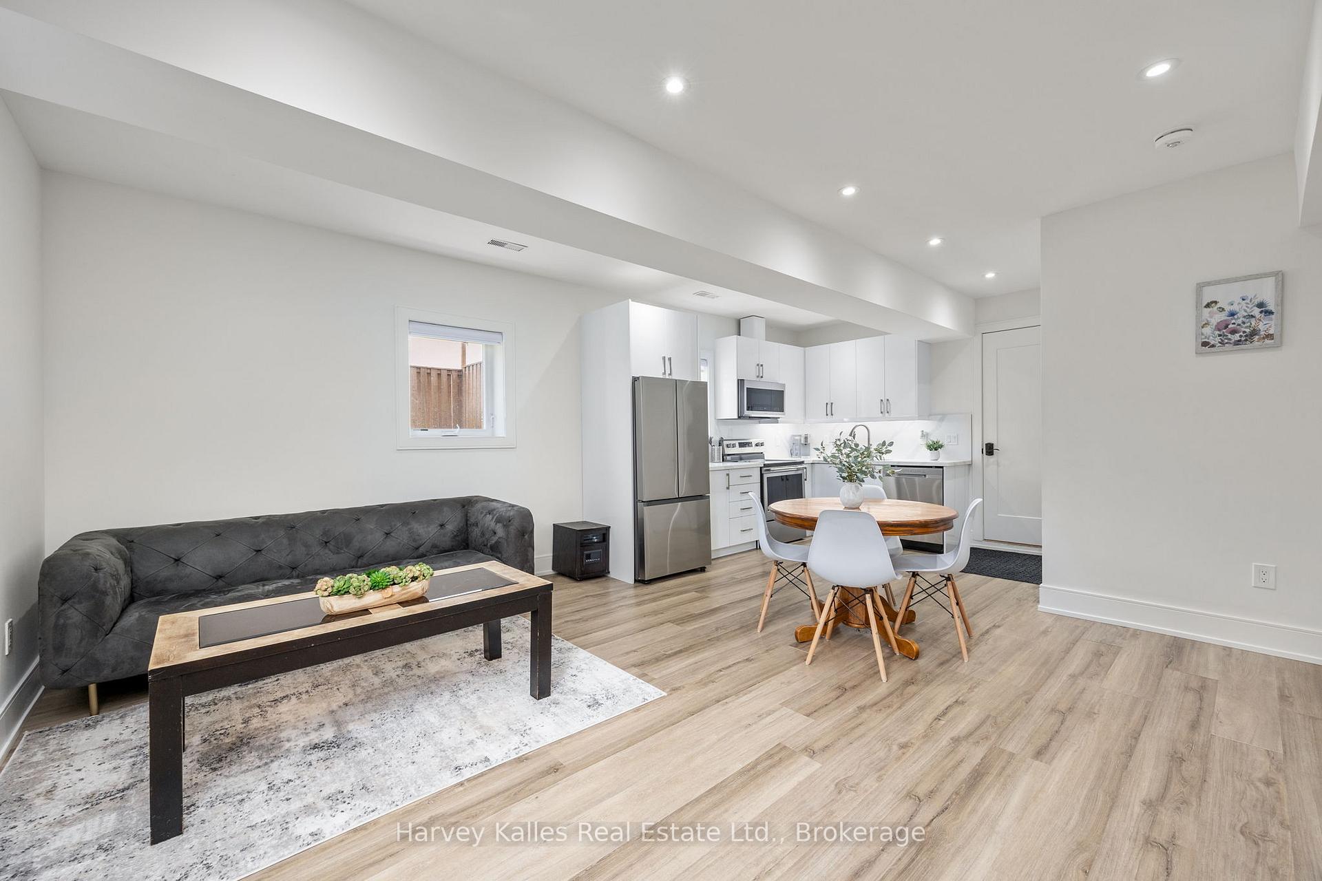 Photo 9 of Unit Unit C, 297 Seventh Street, Collingwood — HOMEH