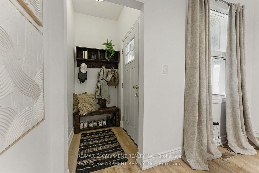 Photo 5 of 50 Harvey Street, Hamilton, Gibson — HOMEH