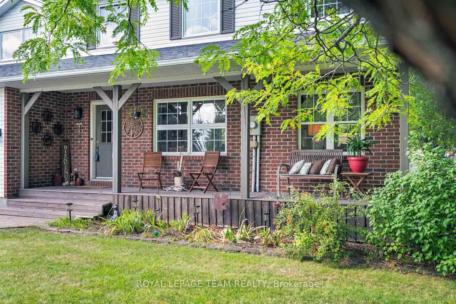 Photo 3 of 1271 Collier Crescent, Ottawa, Greely — HOMEH