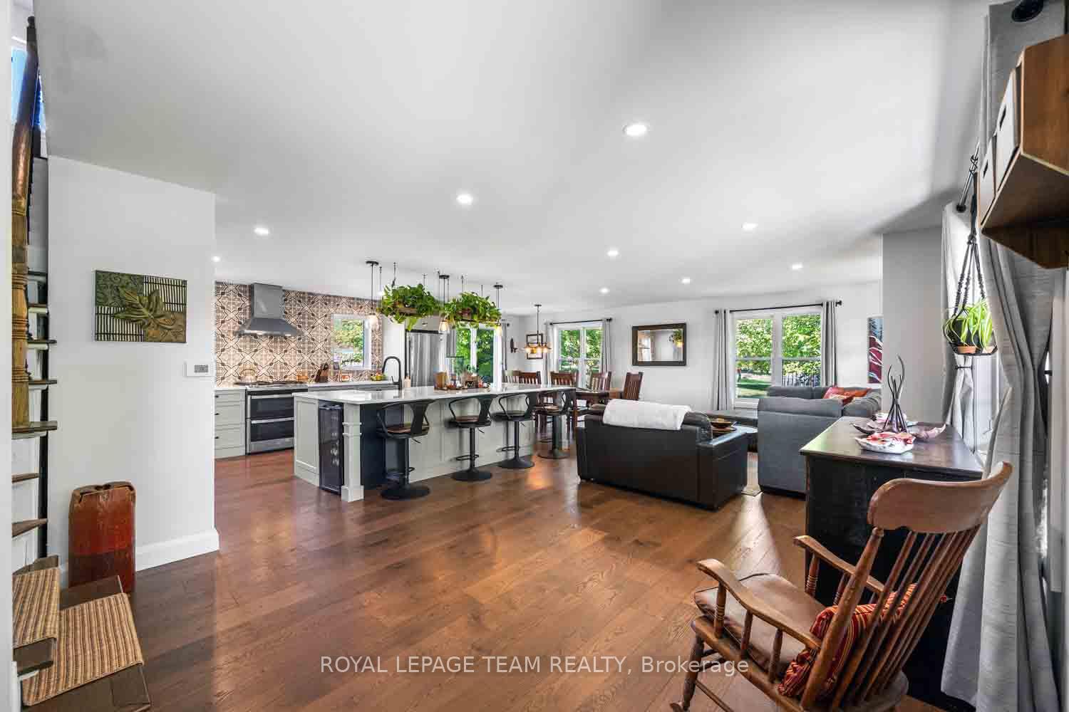 Photo 5 of 1271 Collier Crescent, Ottawa, Greely — HOMEH