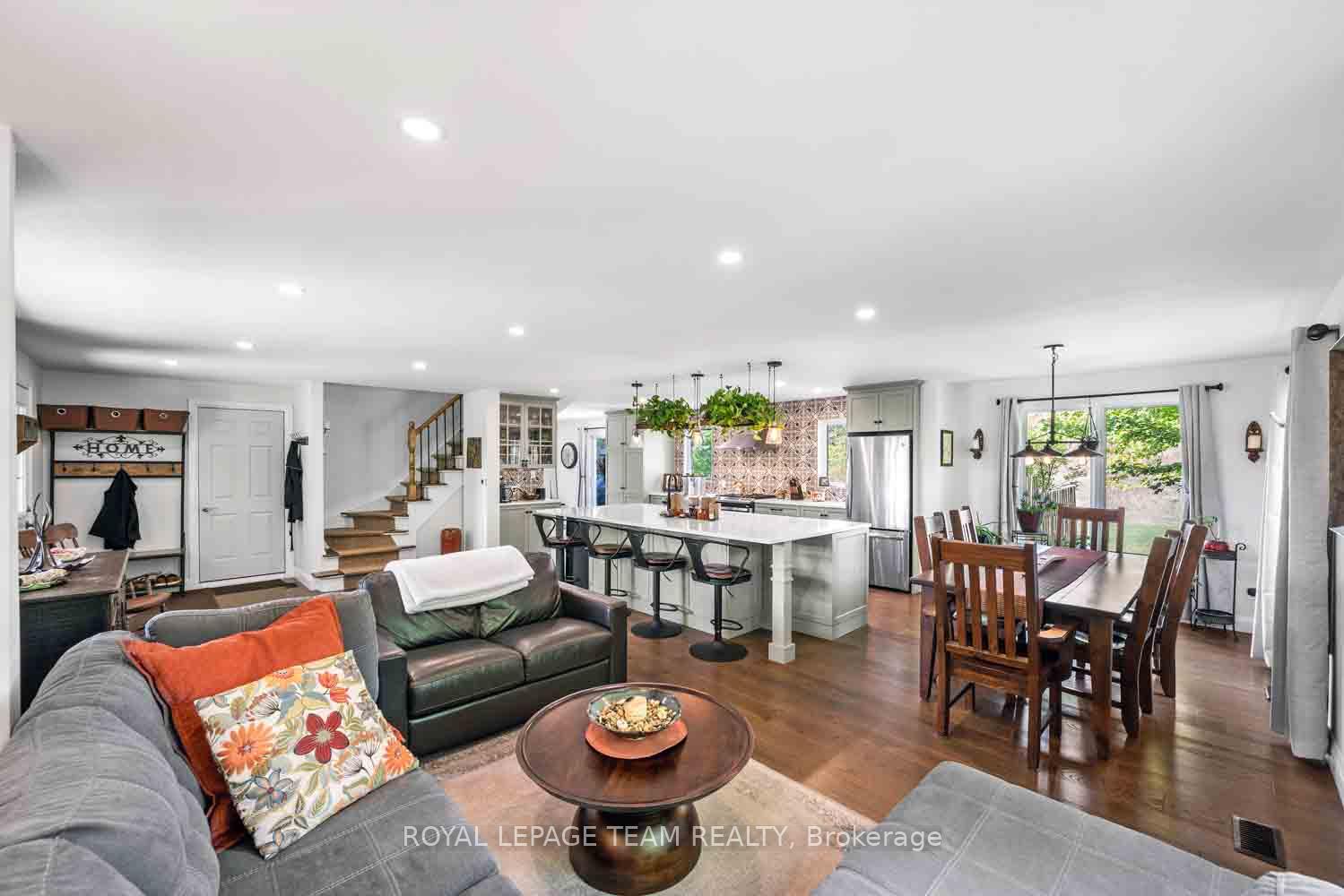 Photo 6 of 1271 Collier Crescent, Ottawa, Greely — HOMEH