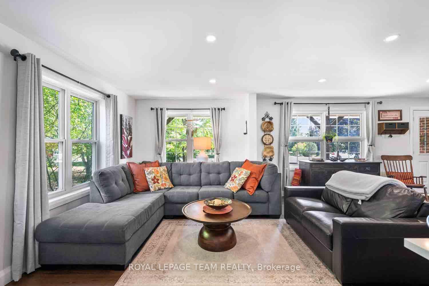 Photo 7 of 1271 Collier Crescent, Ottawa, Greely — HOMEH