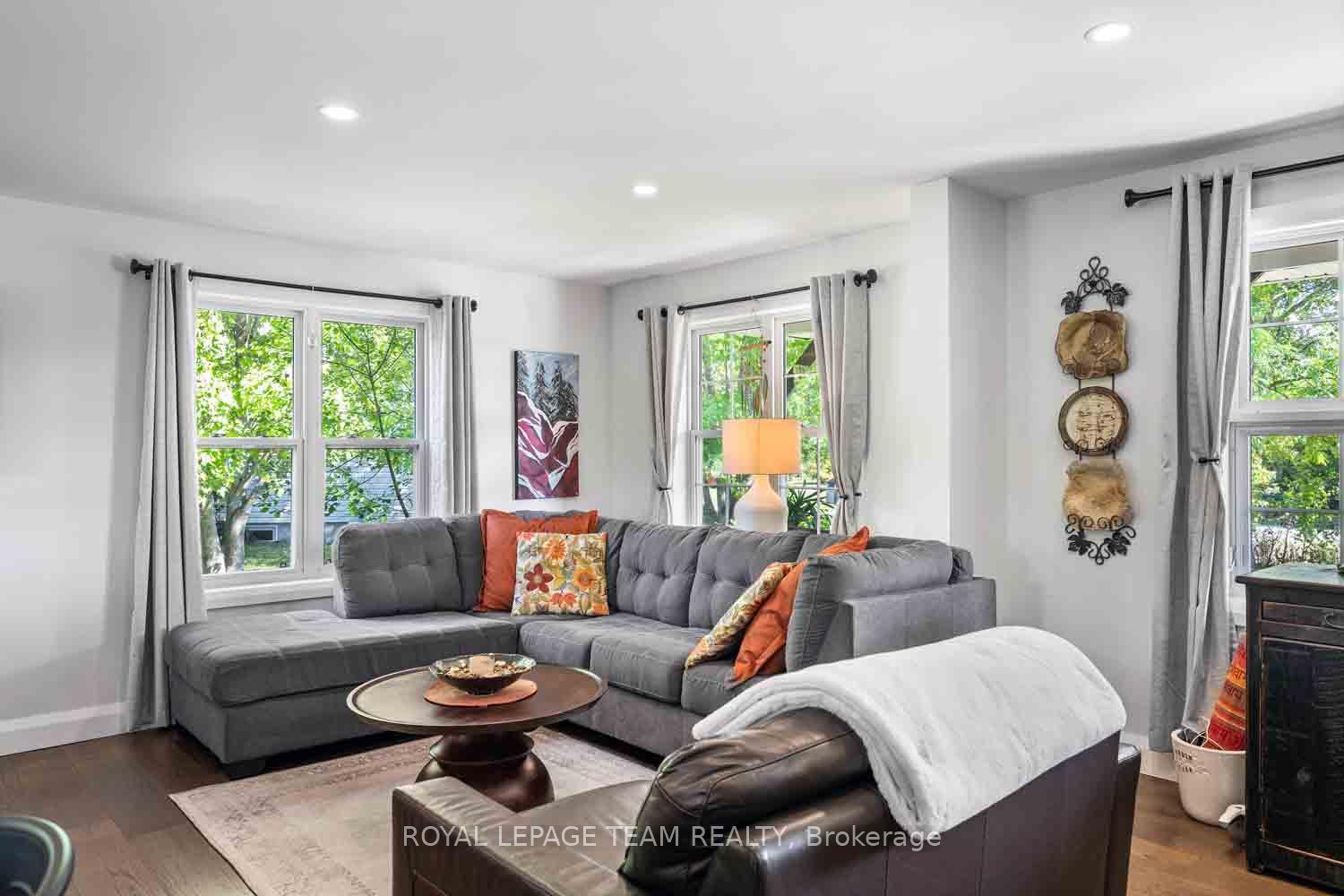 Photo 8 of 1271 Collier Crescent, Ottawa, Greely — HOMEH