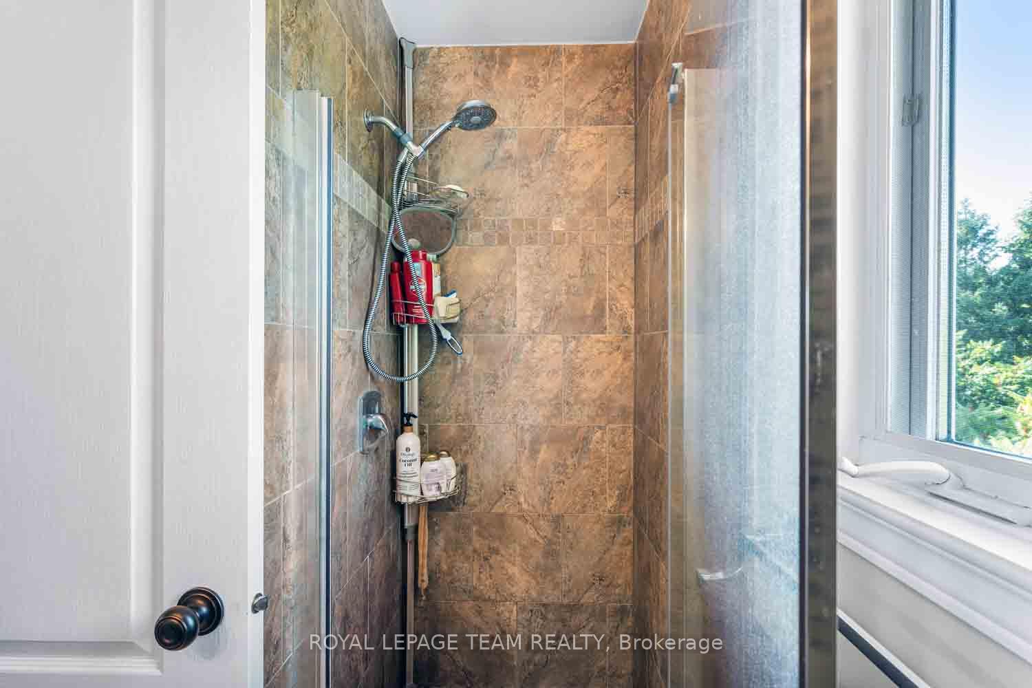 Photo 26 of 1271 Collier Crescent, Ottawa, Greely — HOMEH