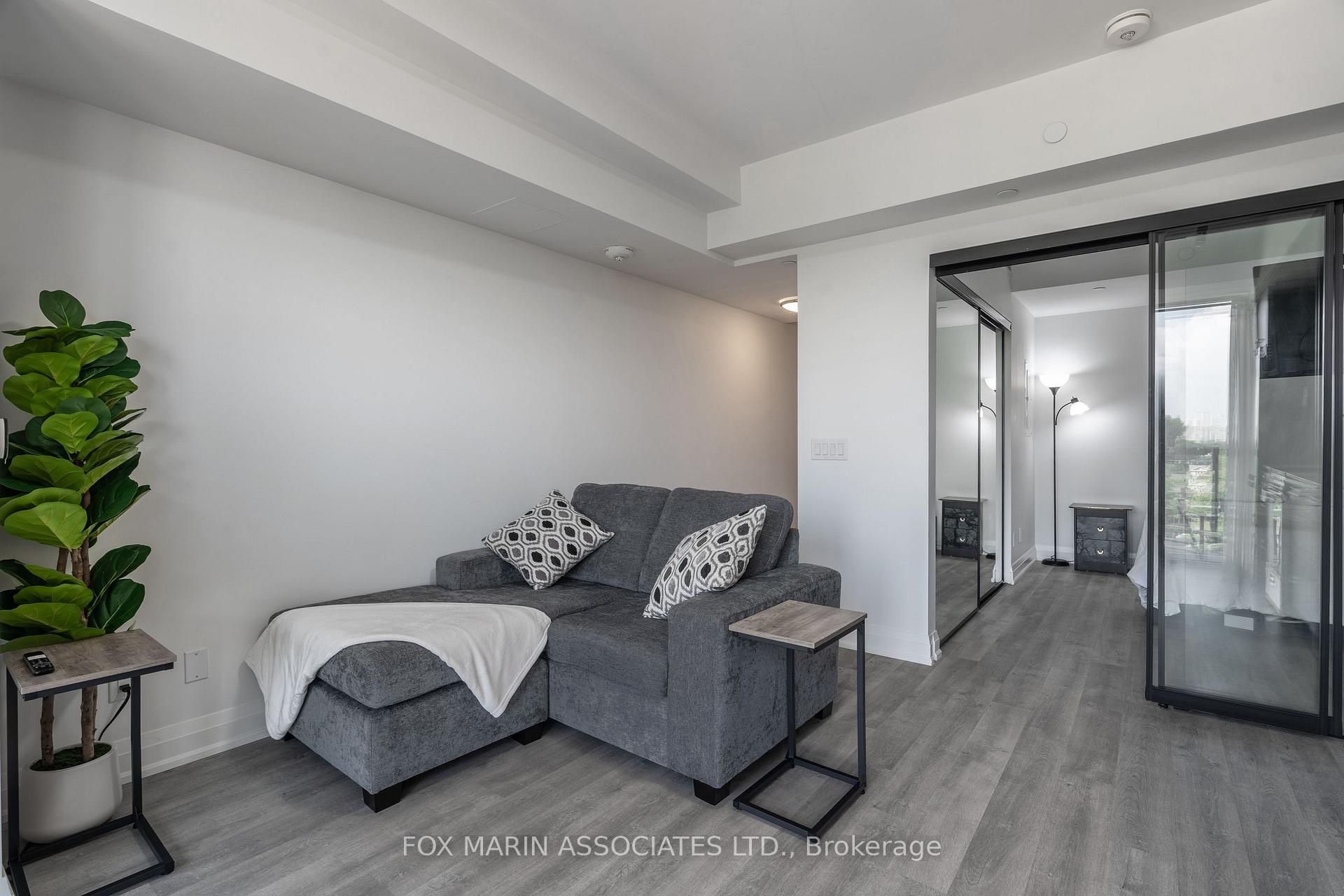 Photo 5 of Unit 706, 2369 Danforth Avenue, Toronto, East End-Danforth — HOMEH