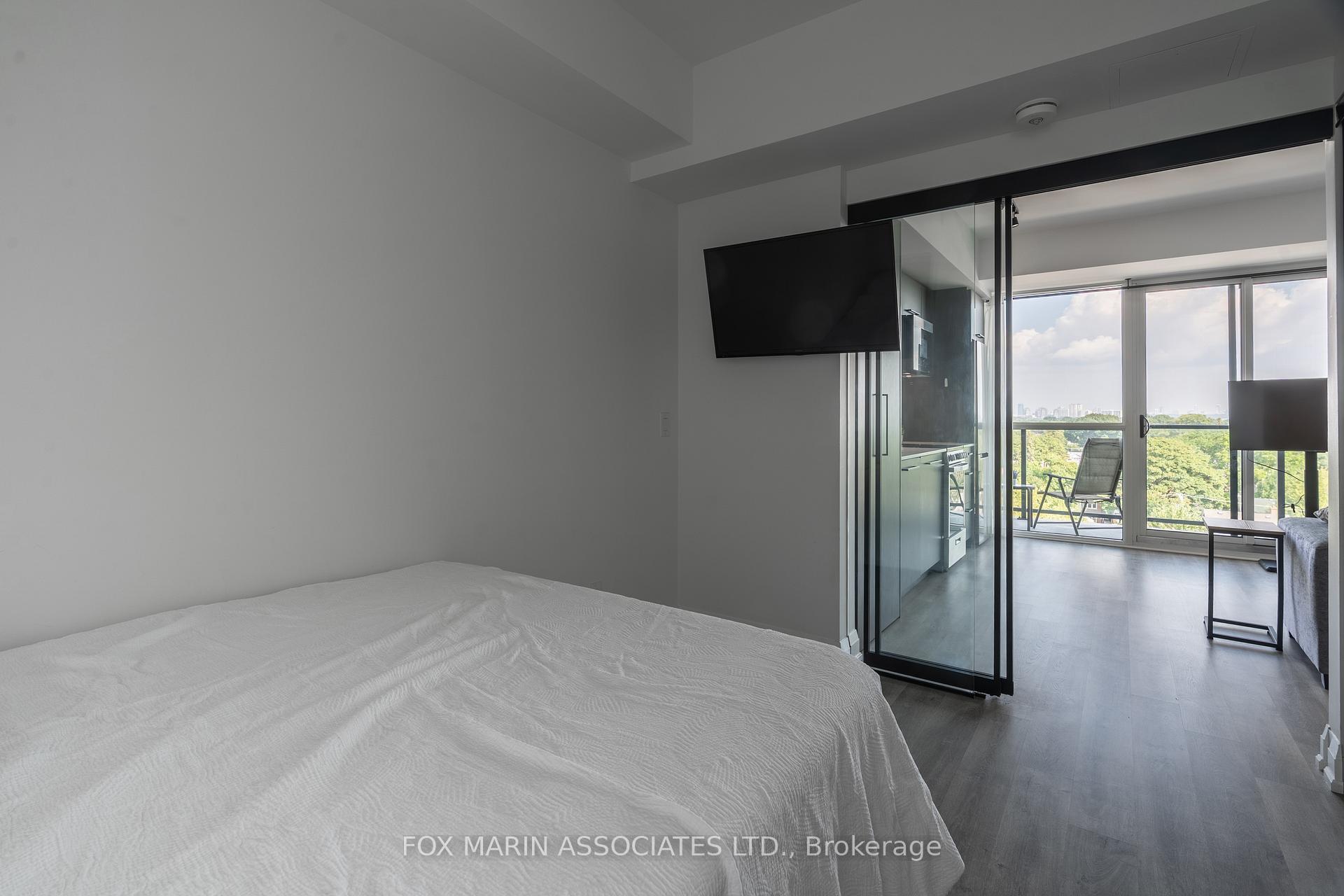 Photo 6 of Unit 706, 2369 Danforth Avenue, Toronto, East End-Danforth — HOMEH