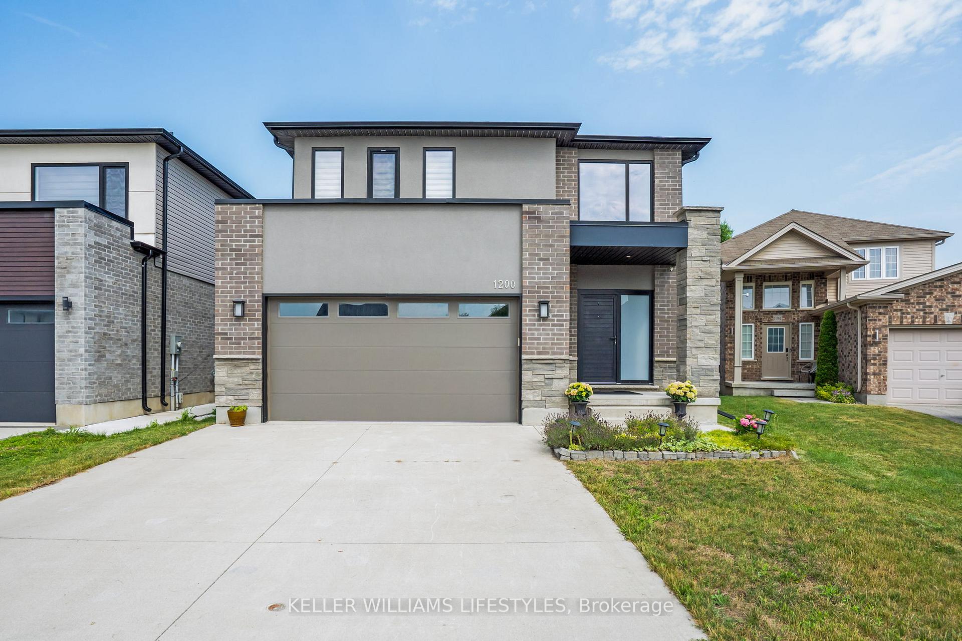 Photo 1 of 1200 Silverfox Drive, London, North S — HOMEH