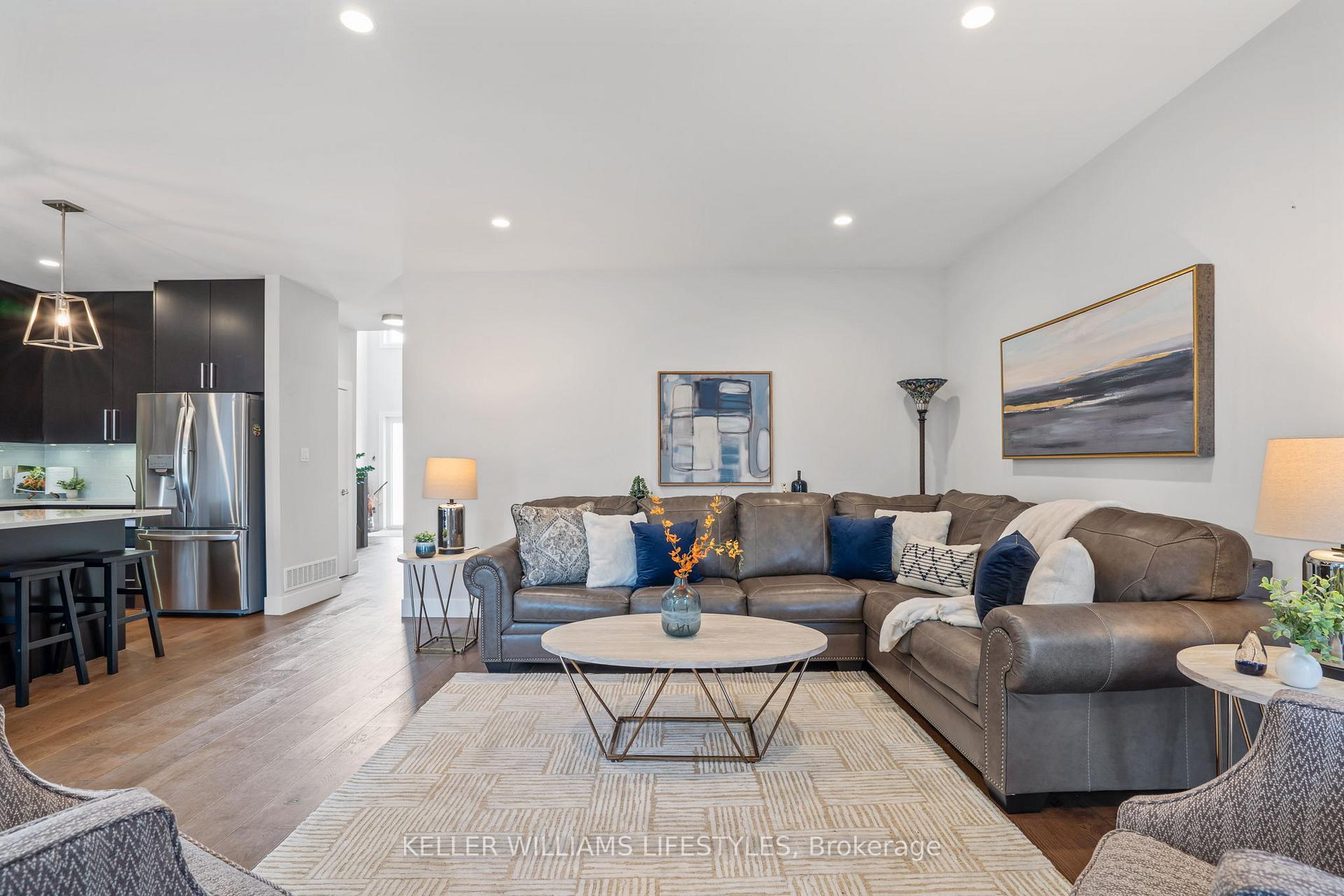 Photo 9 of 1200 Silverfox Drive, London, North S — HOMEH