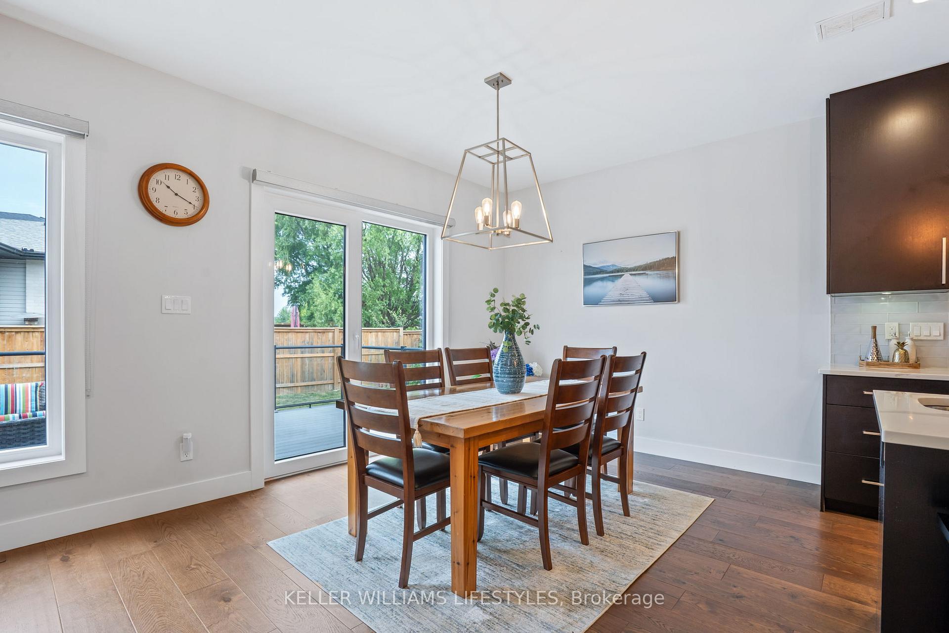 Photo 11 of 1200 Silverfox Drive, London, North S — HOMEH