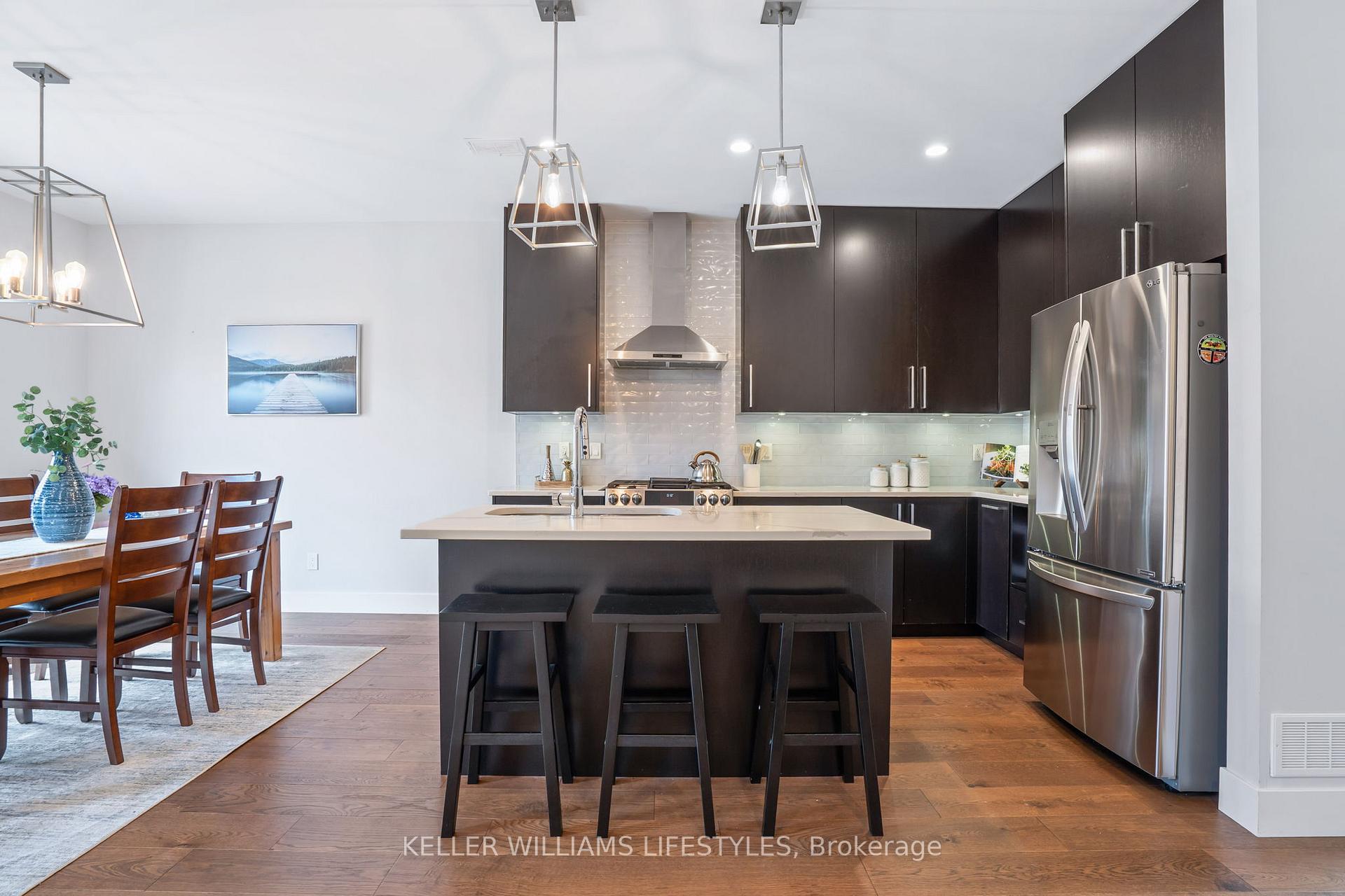 Photo 13 of 1200 Silverfox Drive, London, North S — HOMEH