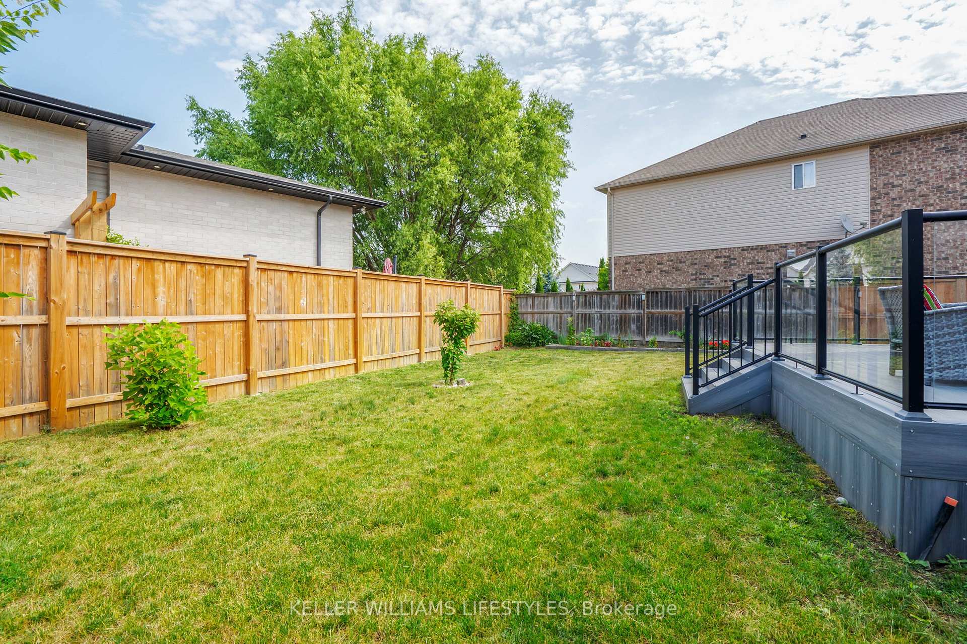 Photo 39 of 1200 Silverfox Drive, London, North S — HOMEH