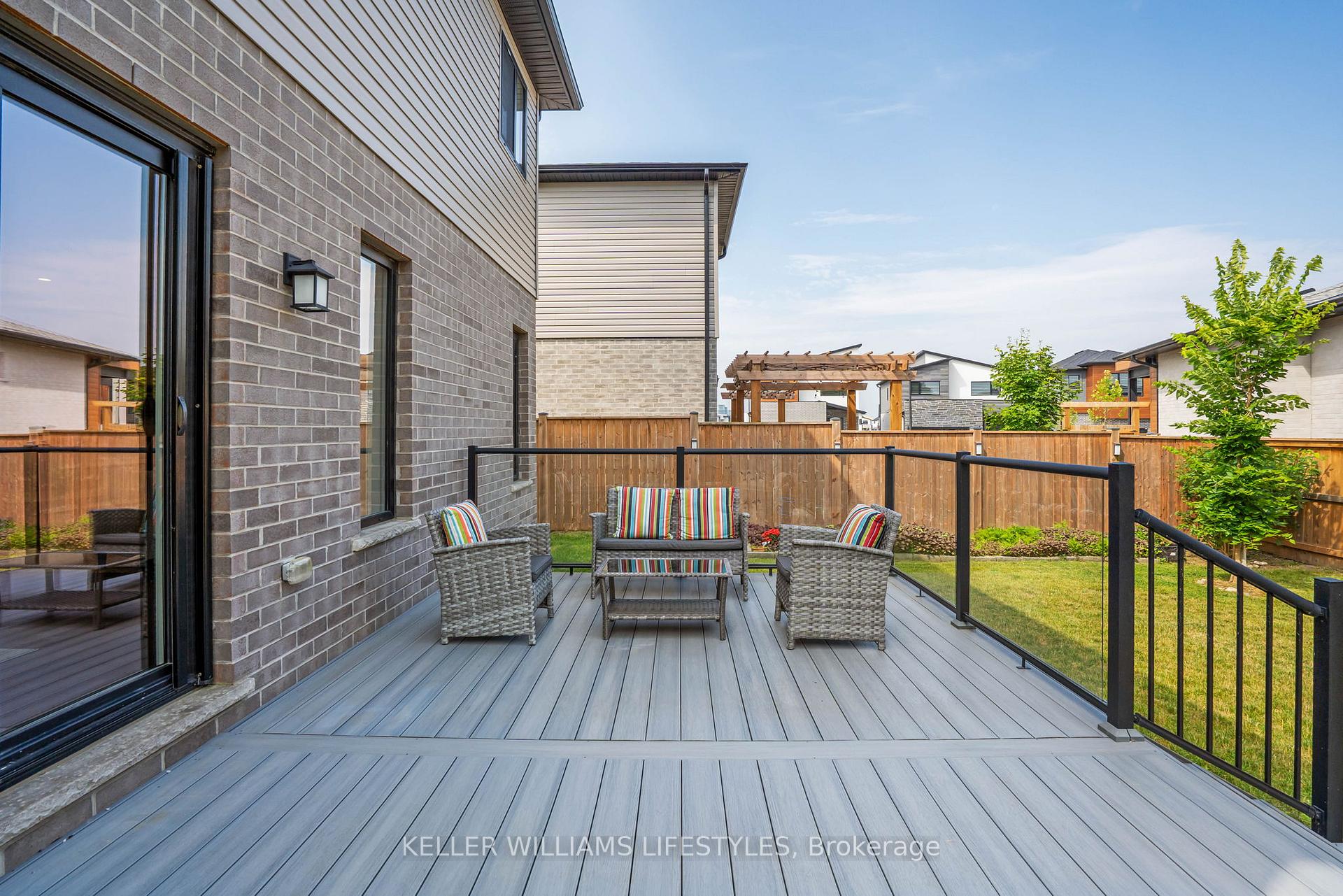 Photo 41 of 1200 Silverfox Drive, London, North S — HOMEH