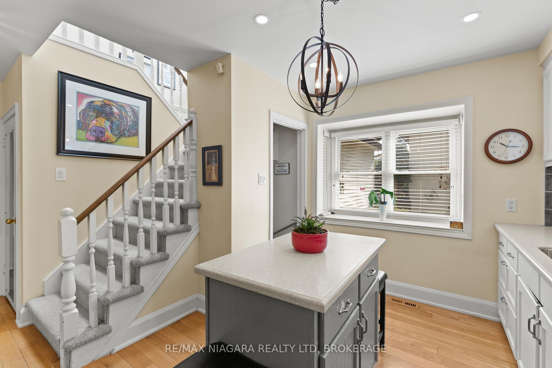 Photo 14 of 472 Geneva Street, St. Catharines, Vine/Linwell — HOMEH
