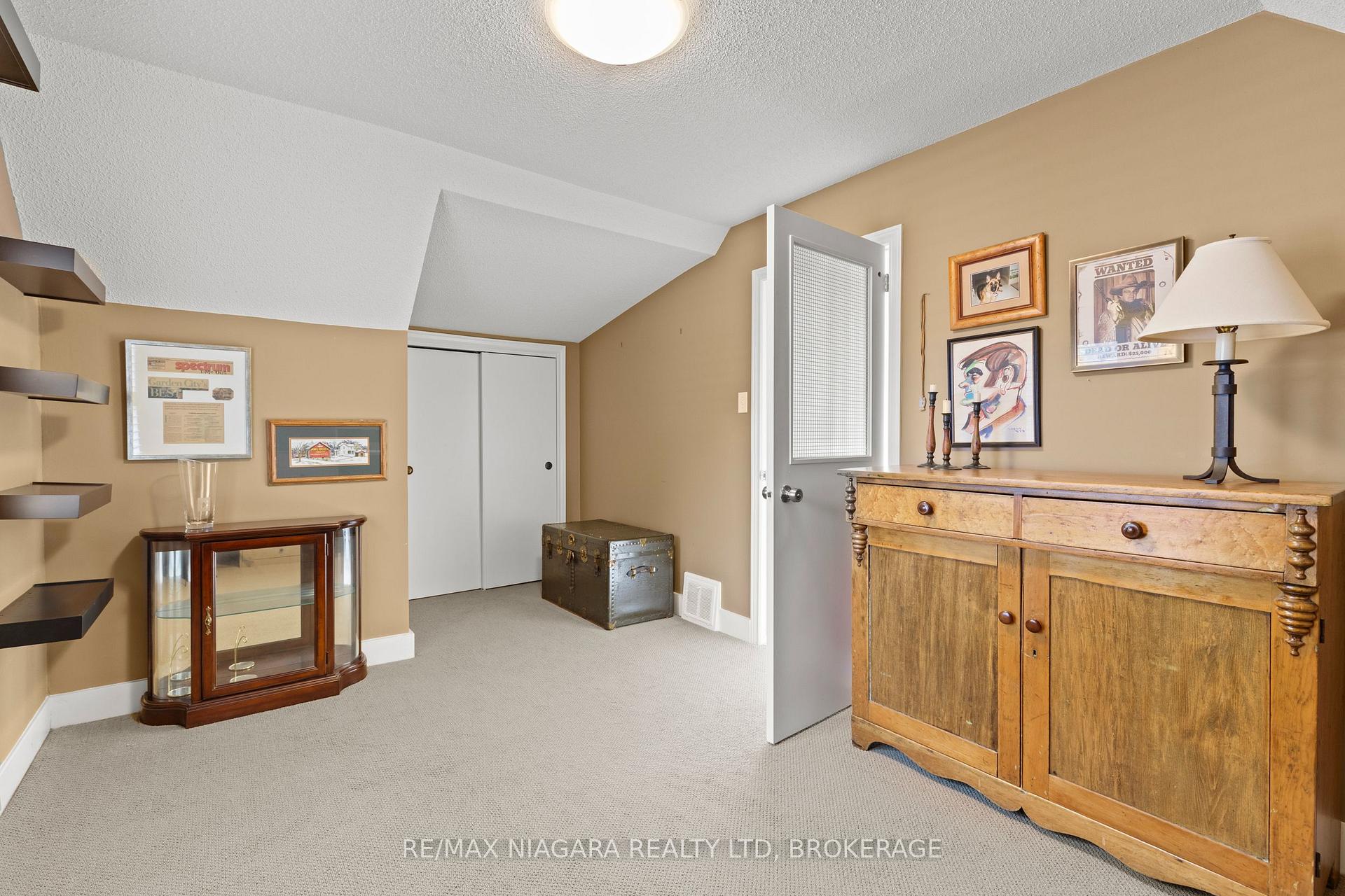 Photo 20 of 472 Geneva Street, St. Catharines, Vine/Linwell — HOMEH