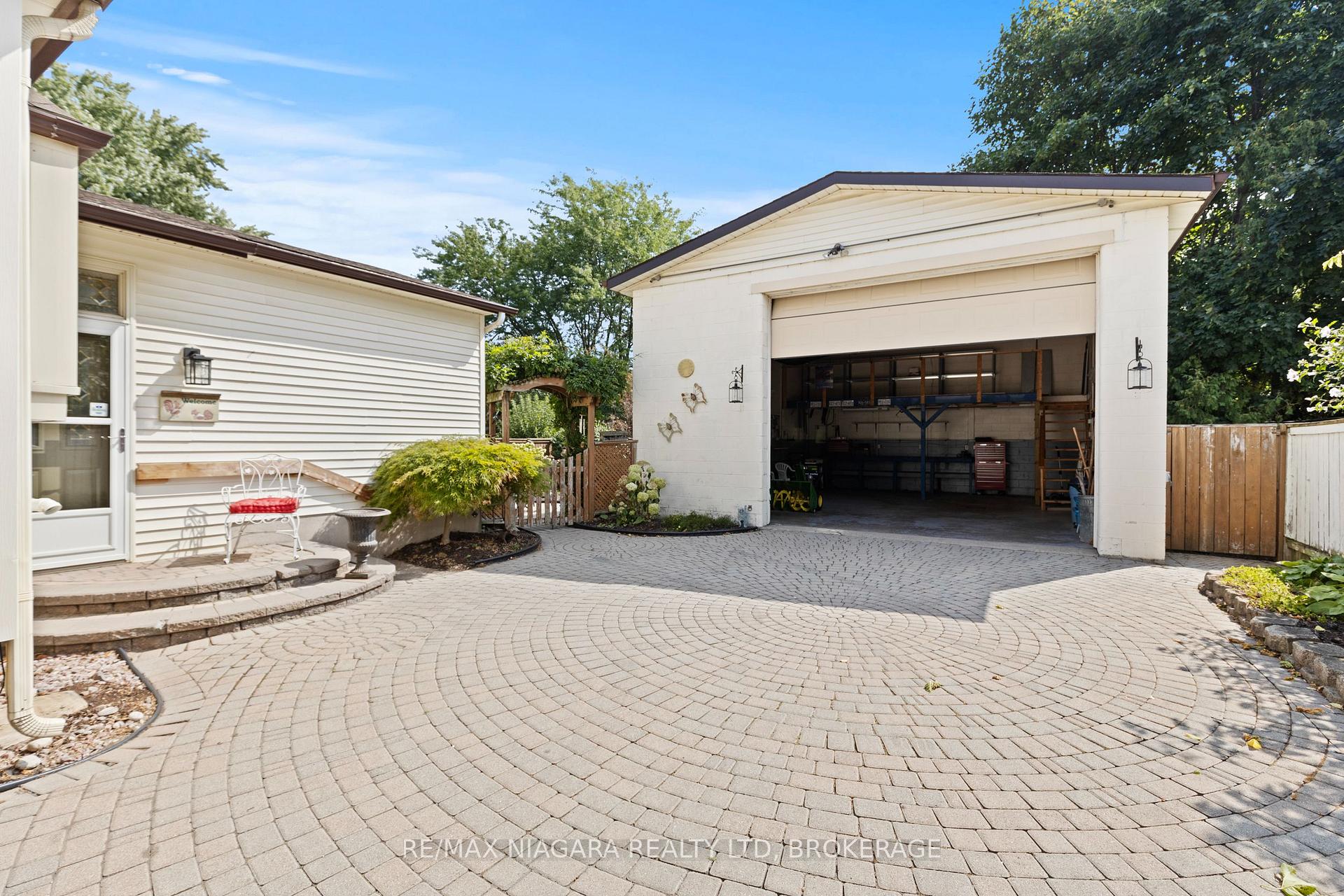 Photo 71 of 472 Geneva Street, St. Catharines, Vine/Linwell — HOMEH