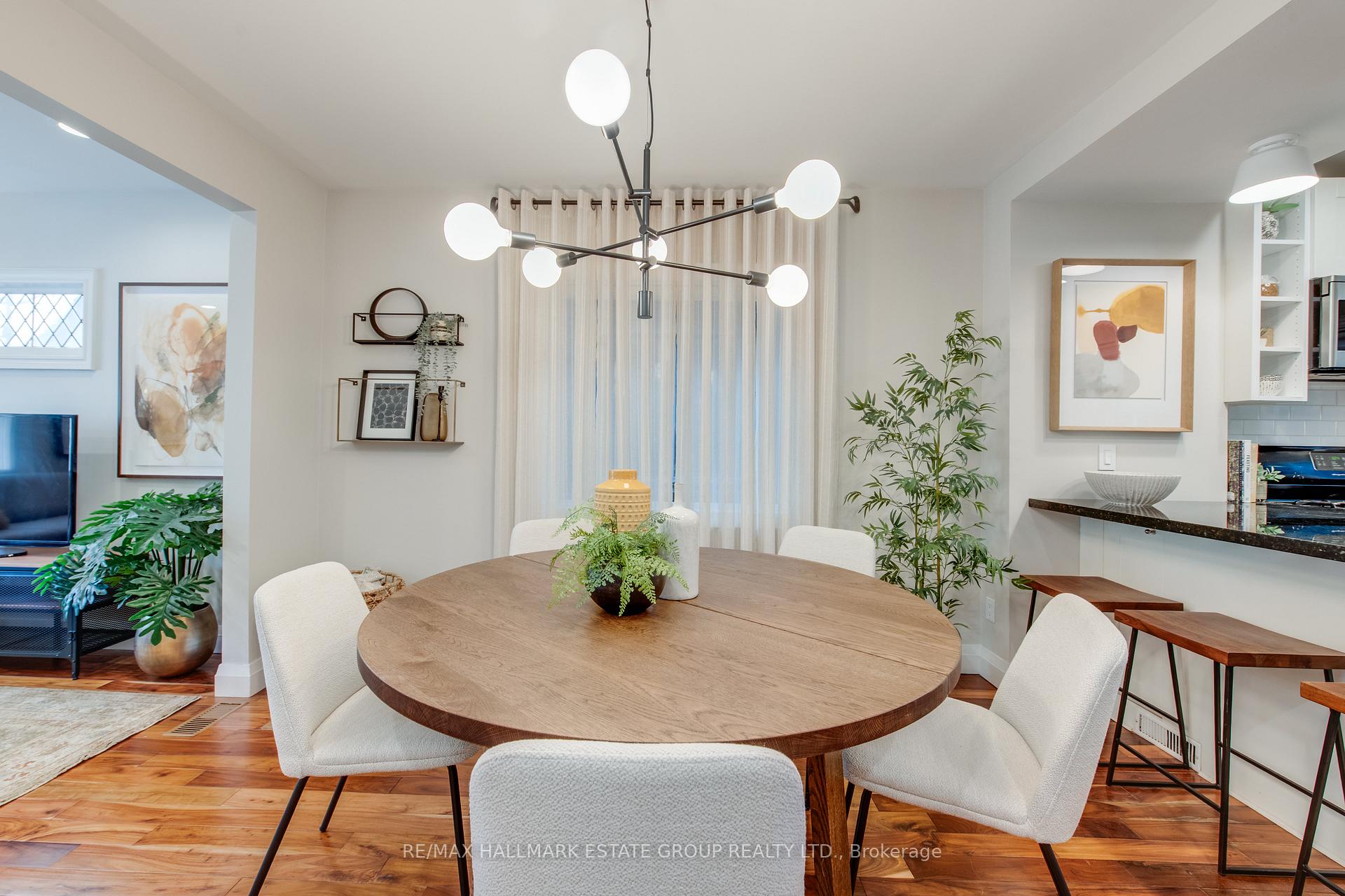 Photo 13 of 23 Caroline Avenue, Toronto, South Riverdale — HOMEH