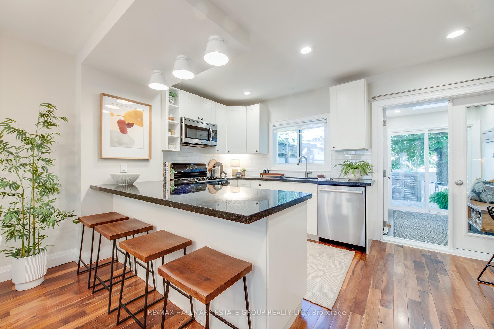 Photo 15 of 23 Caroline Avenue, Toronto, South Riverdale — HOMEH
