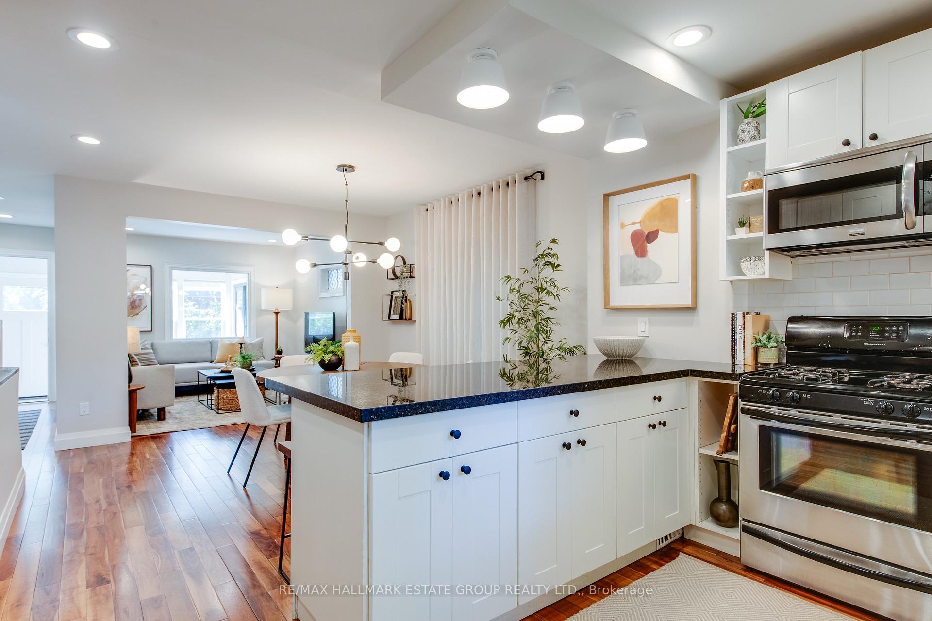Photo 18 of 23 Caroline Avenue, Toronto, South Riverdale — HOMEH