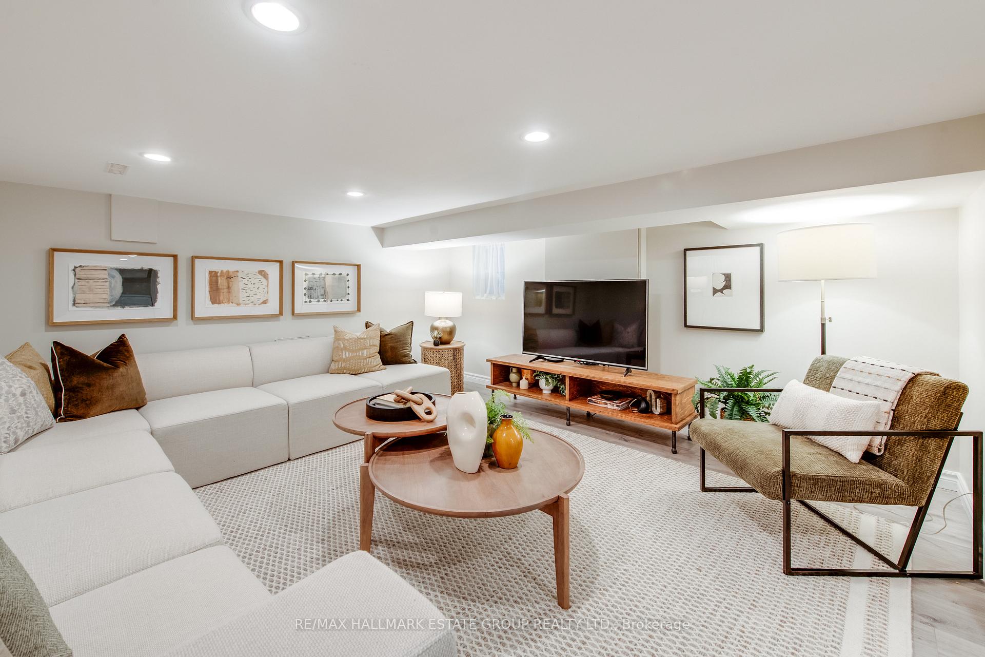 Photo 33 of 23 Caroline Avenue, Toronto, South Riverdale — HOMEH