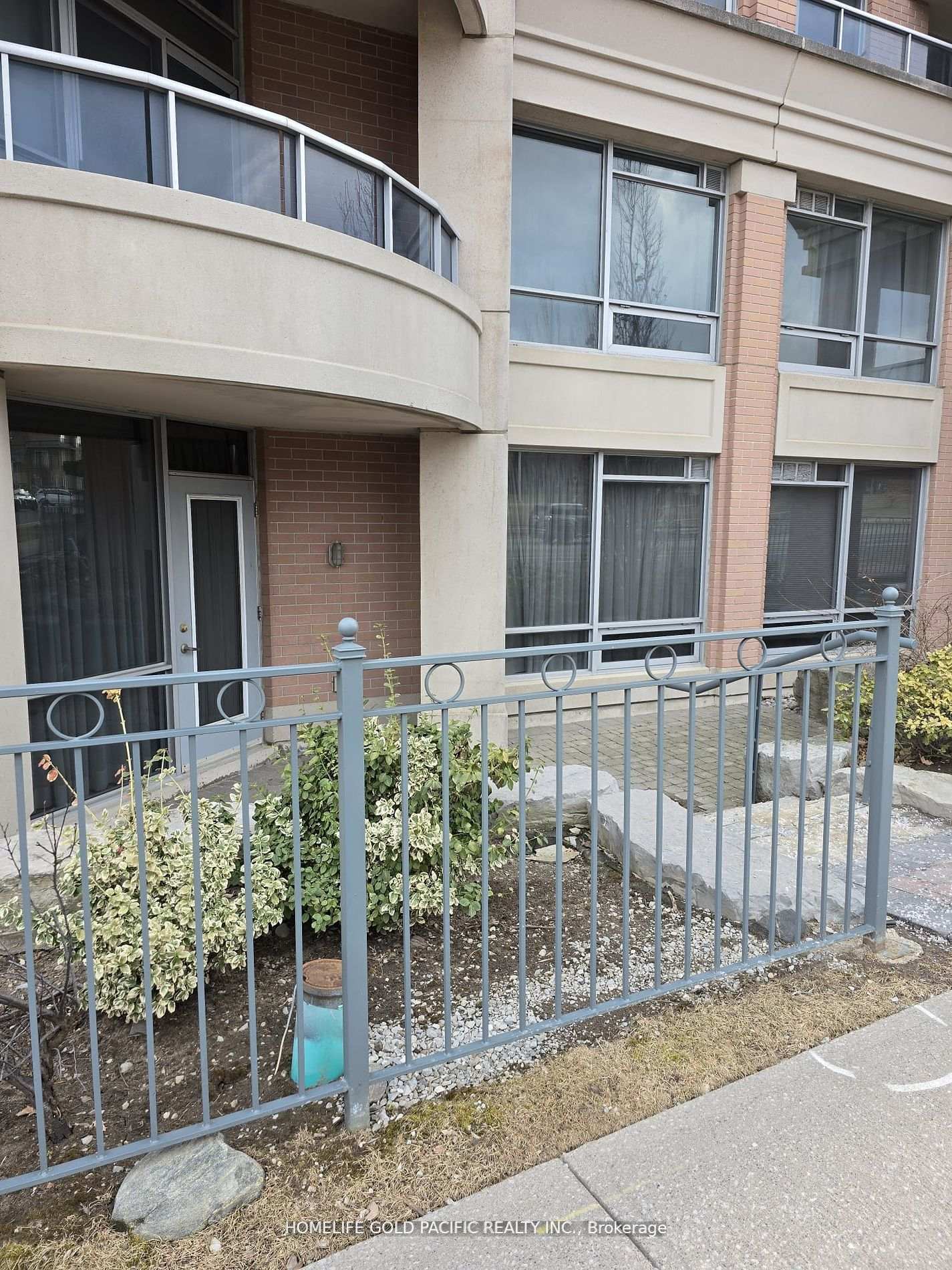 Photo 13 of Unit 117, 33 Cox Boulevard, Markham, Unionville — HOMEH