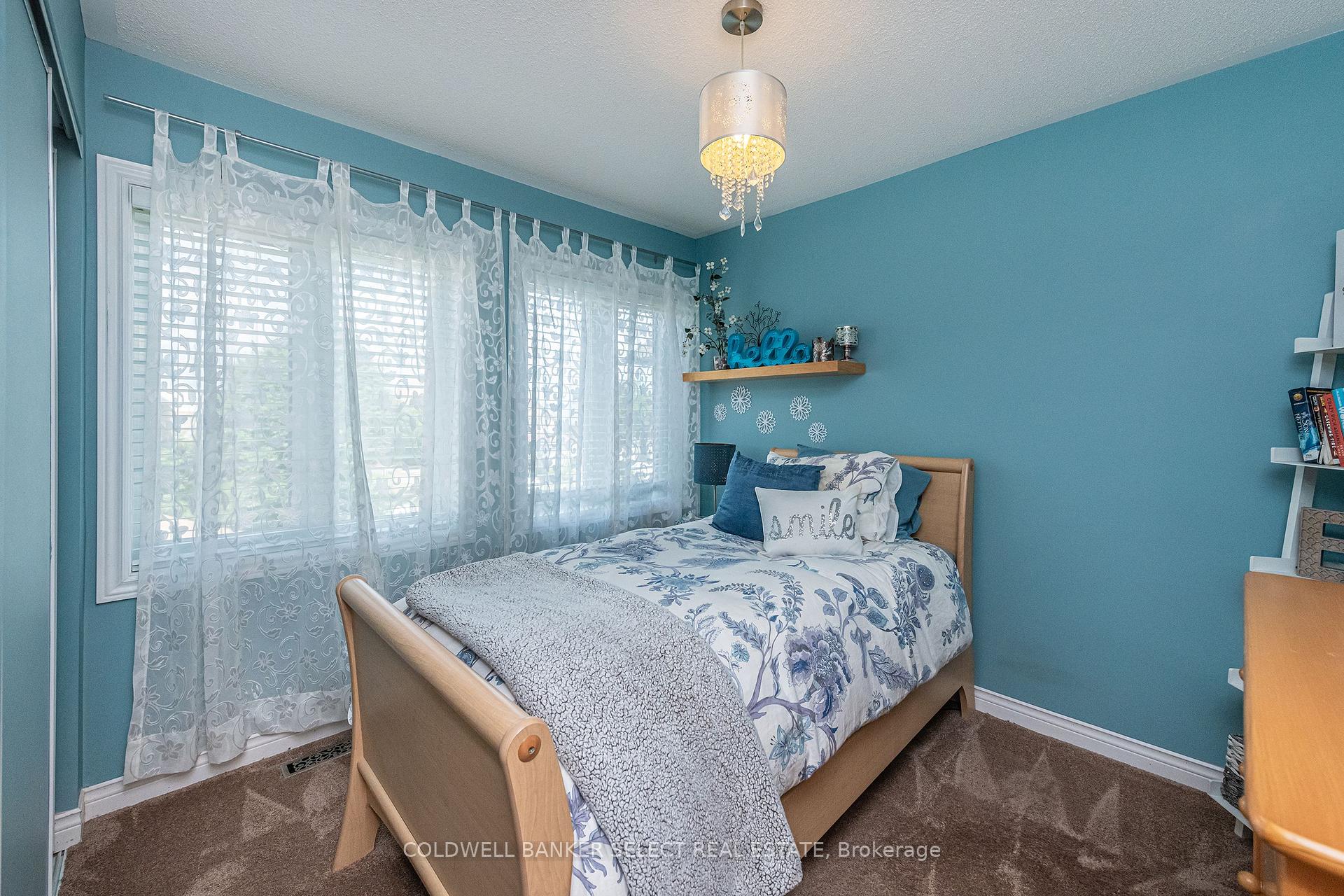 Photo 44 of 17 Saddletree Trail, Brampton, Brampton West — HOMEH