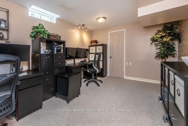 Photo 53 of 17 Saddletree Trail, Brampton, Brampton West — HOMEH