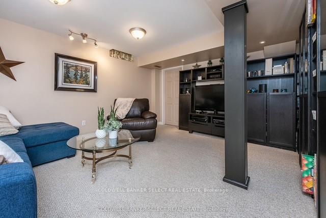 Photo 71 of 17 Saddletree Trail, Brampton, Brampton West — HOMEH